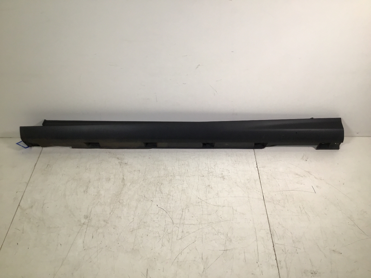 Verkleidung Schweller links FORD Focus III (DYB) 1.0 EcoBoost  92 kW  125 PS (02.2012-> ) Verkleidung Schweller links FORD Focus III (DYB) 1.0 EcoBoost  92 kW  125 PS (02.2012-> )