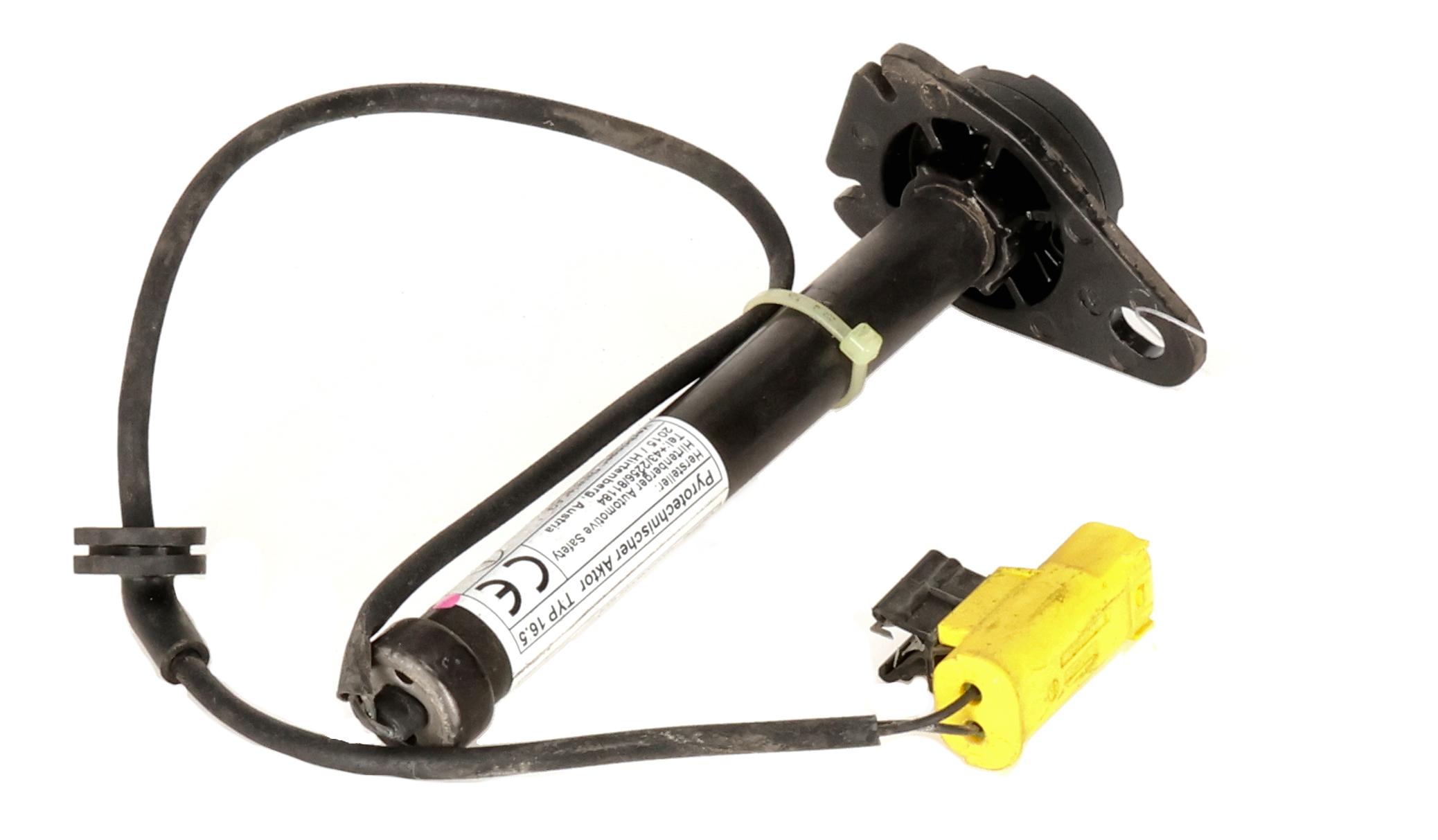 Actuator capotă dreapta MERCEDES-BENZ C-Klasse (W205) C 200 BLUETEC  100 kW  136 PS (05.2014-05.2018)
