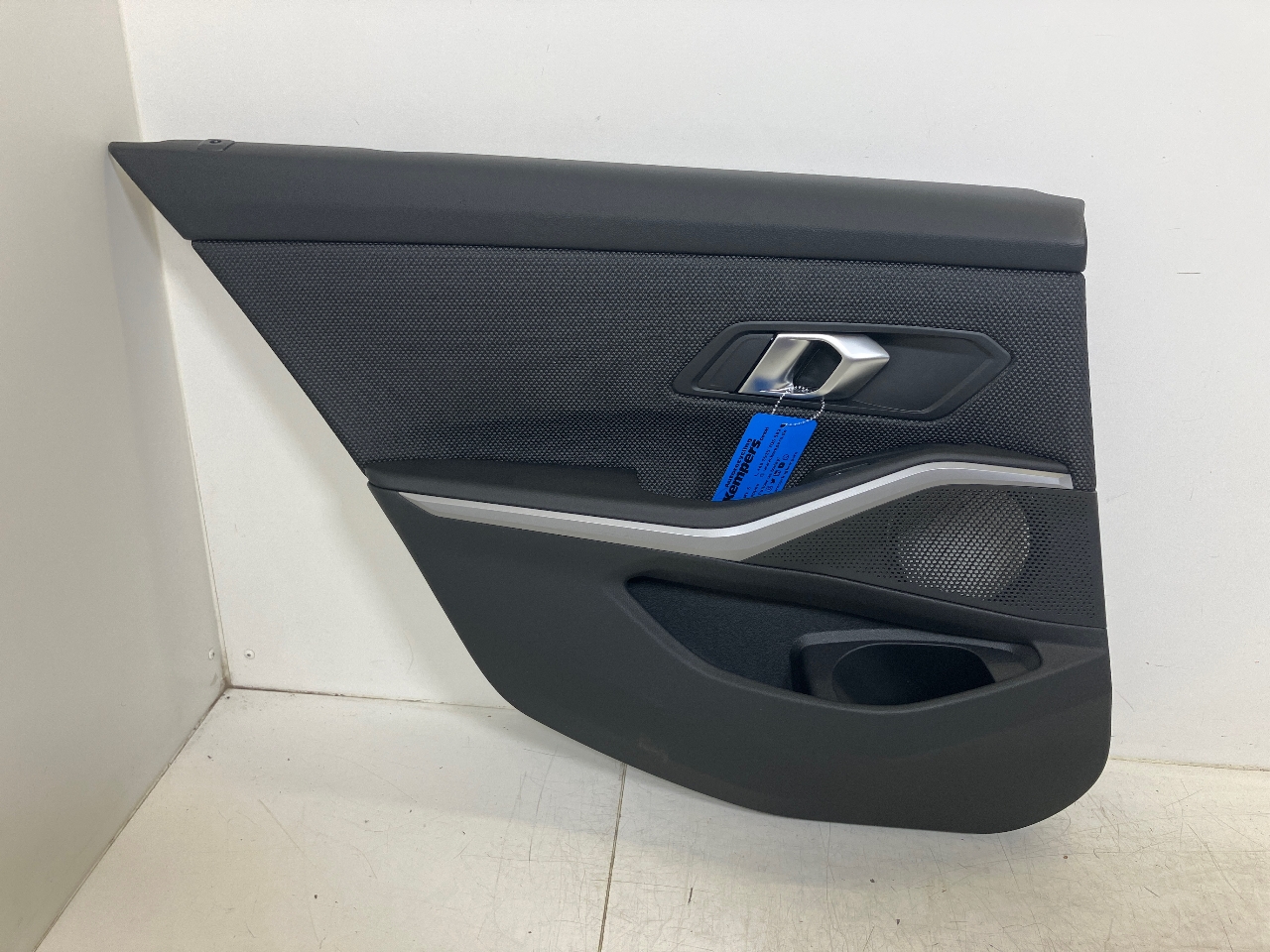Türverkleidung links hinten BMW 3er Touring (G21, G81) 320d  140 kW  190 PS (07.2019-02.2020) Türverkleidung links hinten BMW 3er Touring (G21, G81) 320d  140 kW  190 PS (07.2019-02.2020)