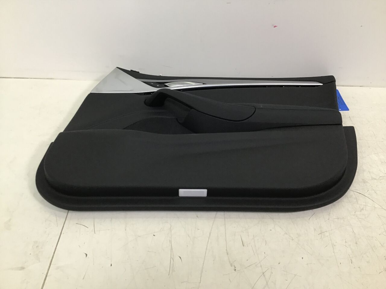 Door panelling right front BMW 5er (G30, F90) 518d  100 kW  136 PS (07.2018-> )