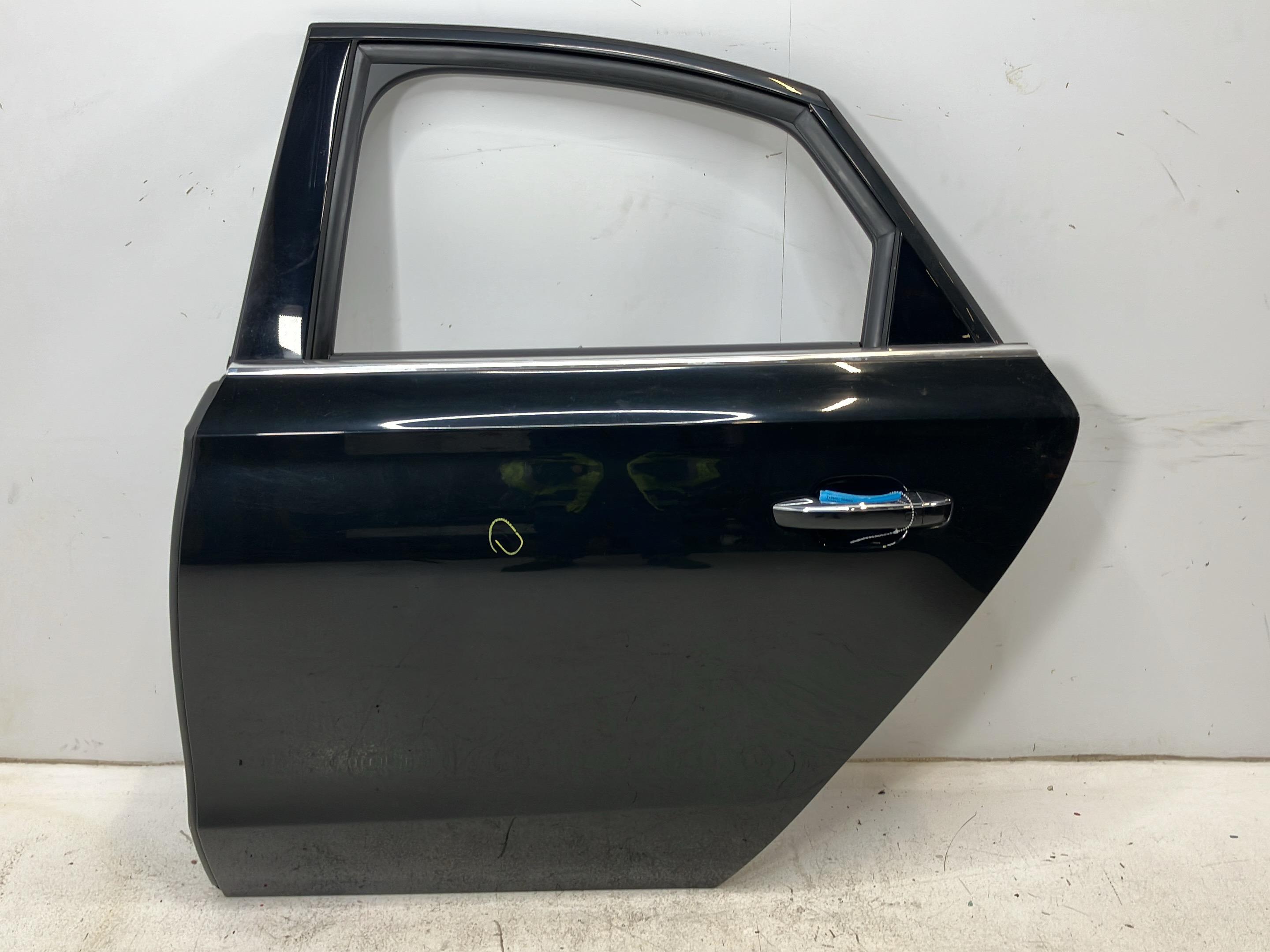 Door left rear AUDI A8 (4H) 3.0 TDI quattro  190 kW  258 PS (10.2013-01.2018)