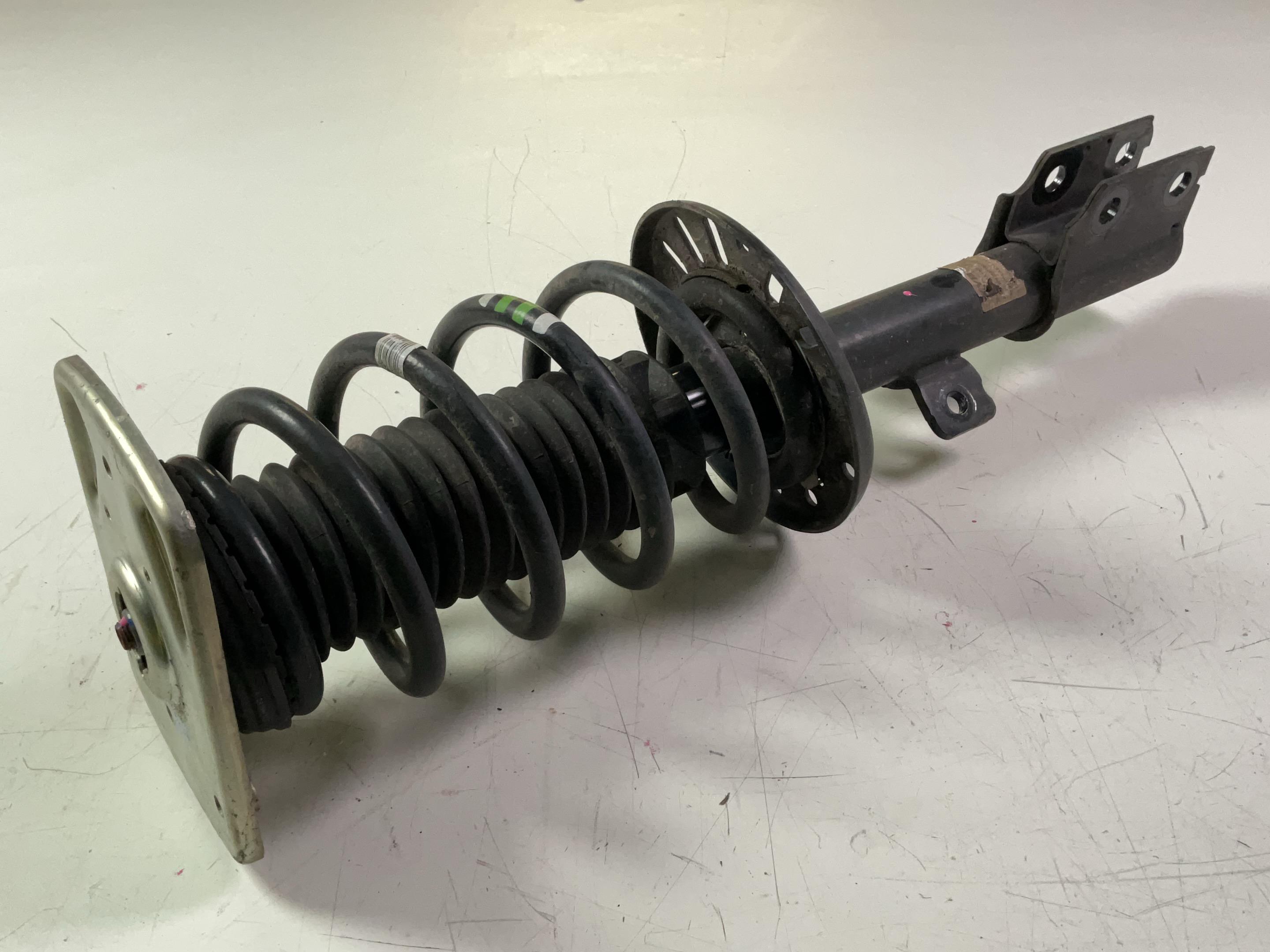 Suspension strut right front OPEL Vivaro C Kasten (K0) Vivaro-e HYDROGEN  100 kW  136 PS (10.2024-> )