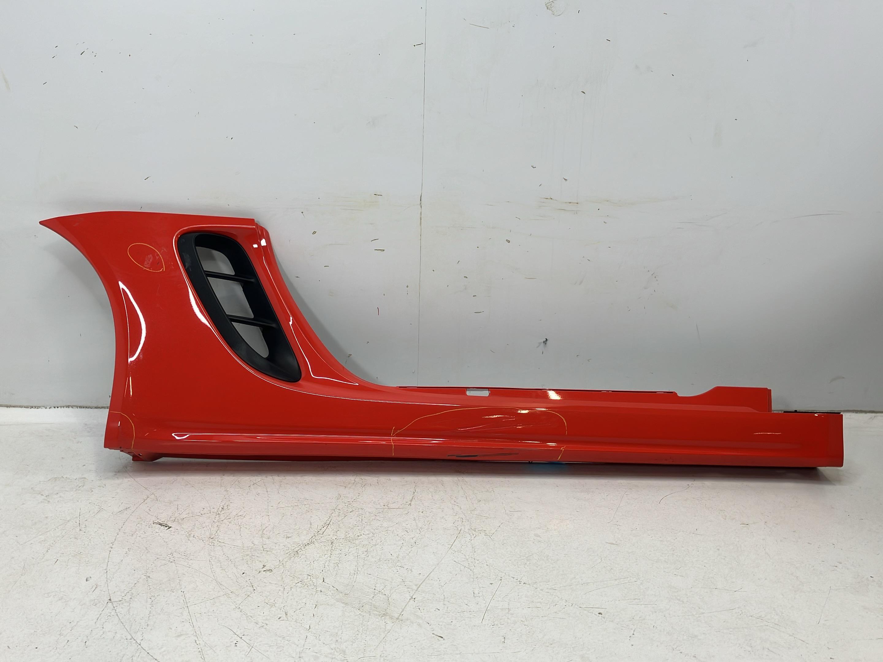 Habillage bas de caisse droite PORSCHE 718 Boxster (982) S 2.5  257 kW  350 PS (04.2016-> )