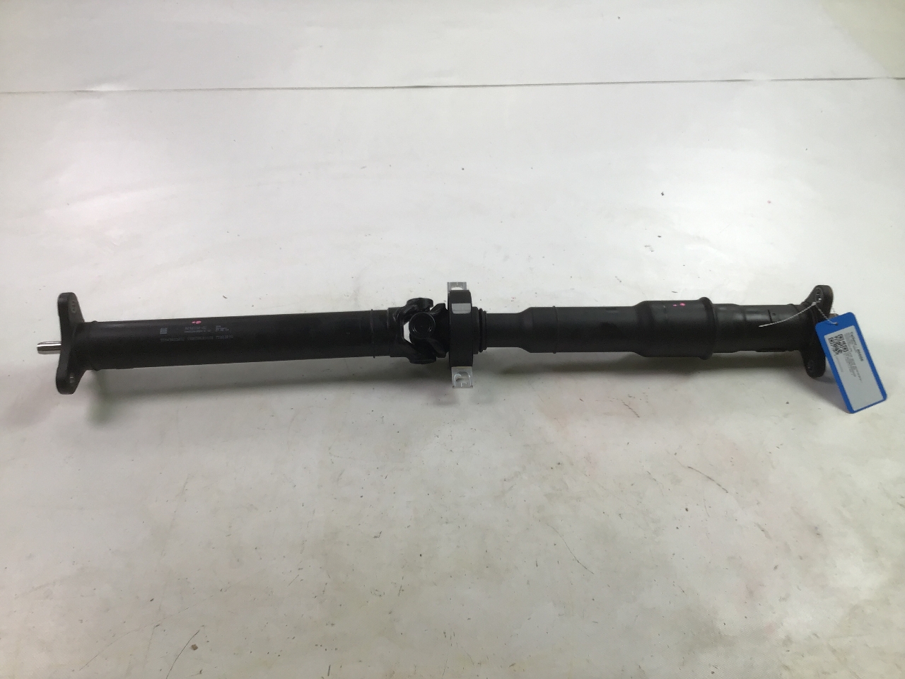 Arbre à cardan TOYOTA Supra (DB) 3.0 GR  250 kW  340 PS (03.2019-> ) Arbre à cardan TOYOTA Supra (DB) 3.0 GR  250 kW  340 PS (03.2019-> )