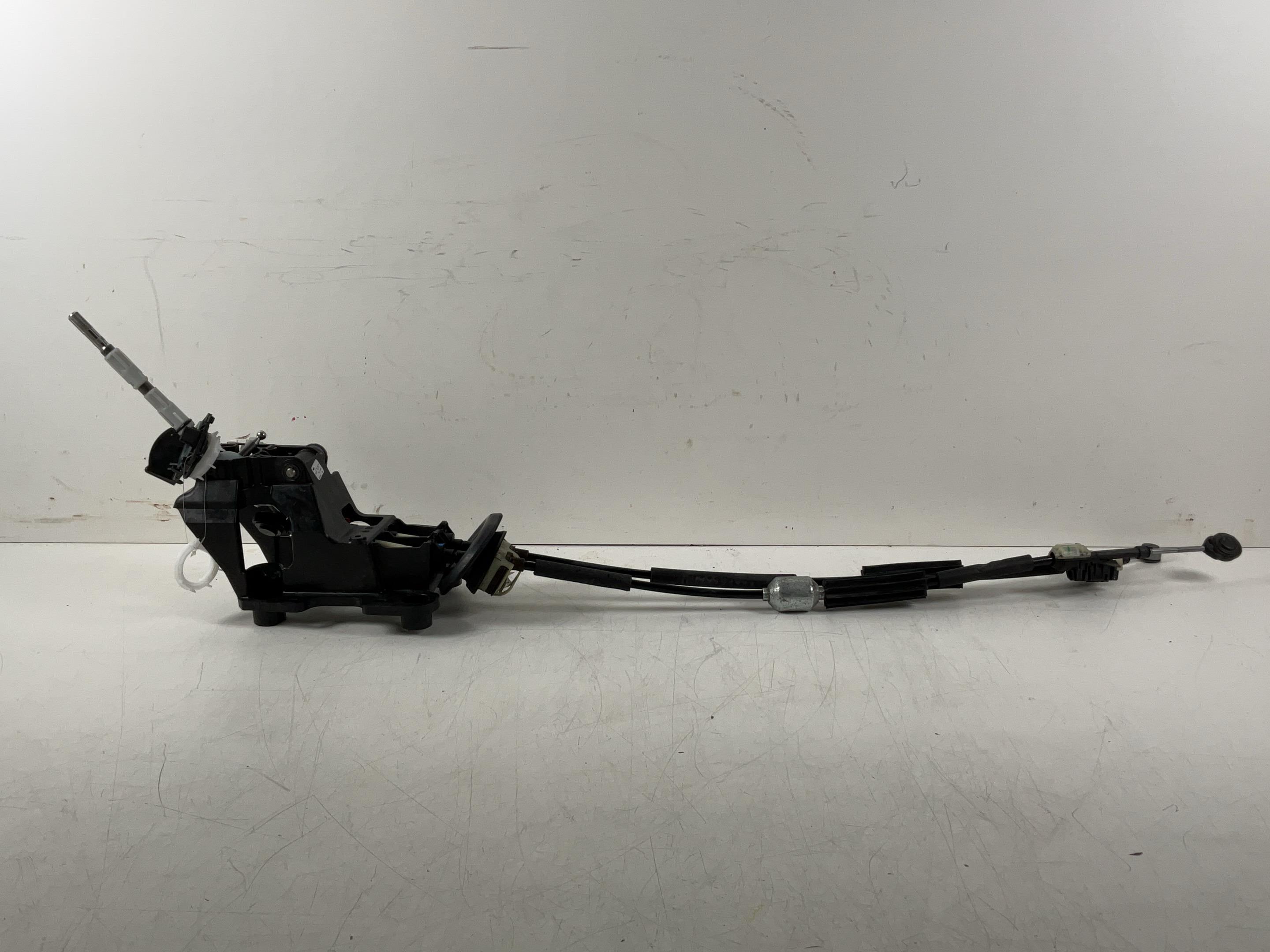 Poarta schimbătorului de viteze CITROEN C3 II Aircross (2R, 2C) 1.2 PureTech 110  81 kW  110 PS (06.2017-> )