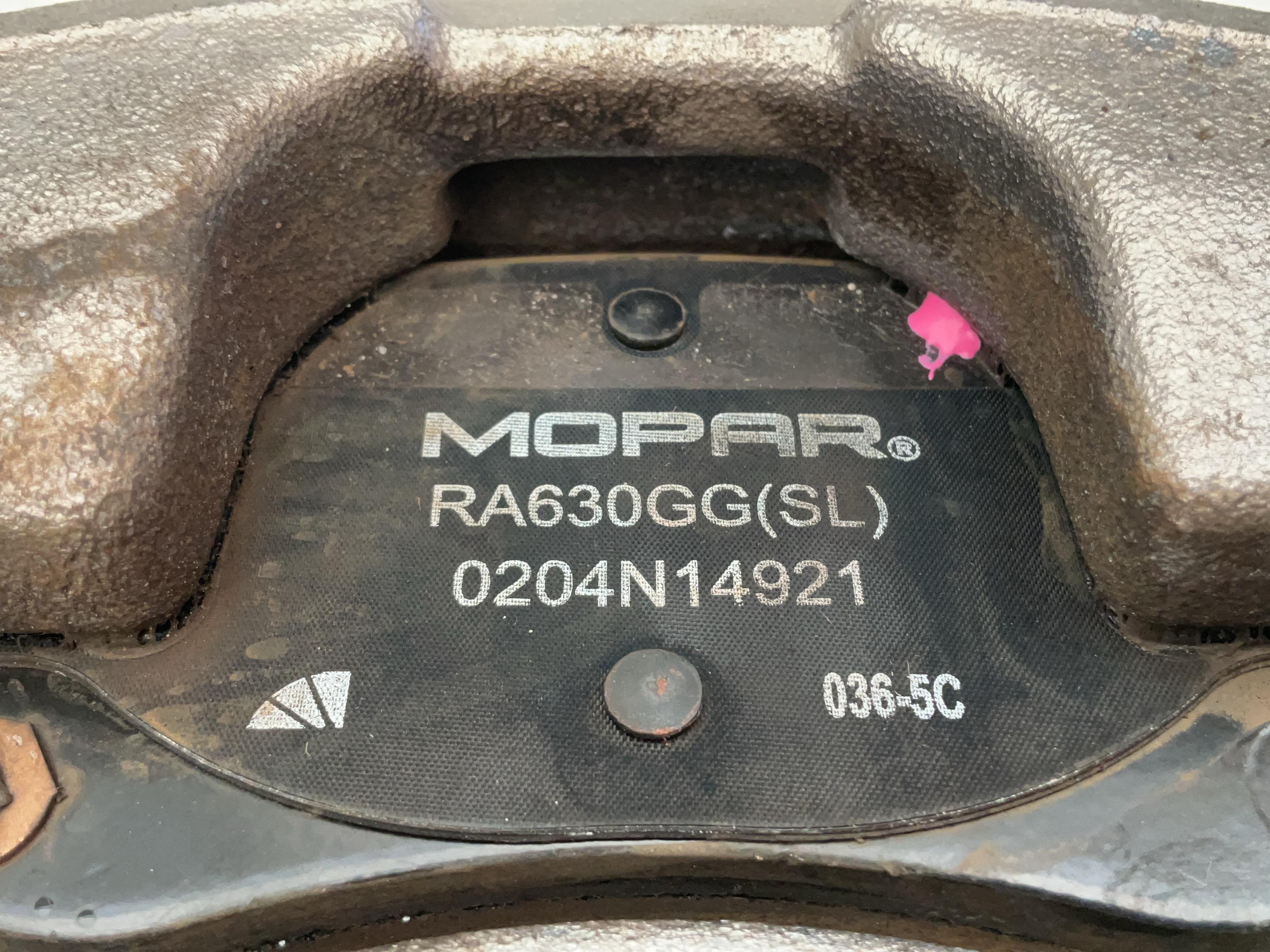 Bremssattel links vorne FIAT 500e Cabriolet (332) Elektro  87 kW  118 PS (10.2020-> )