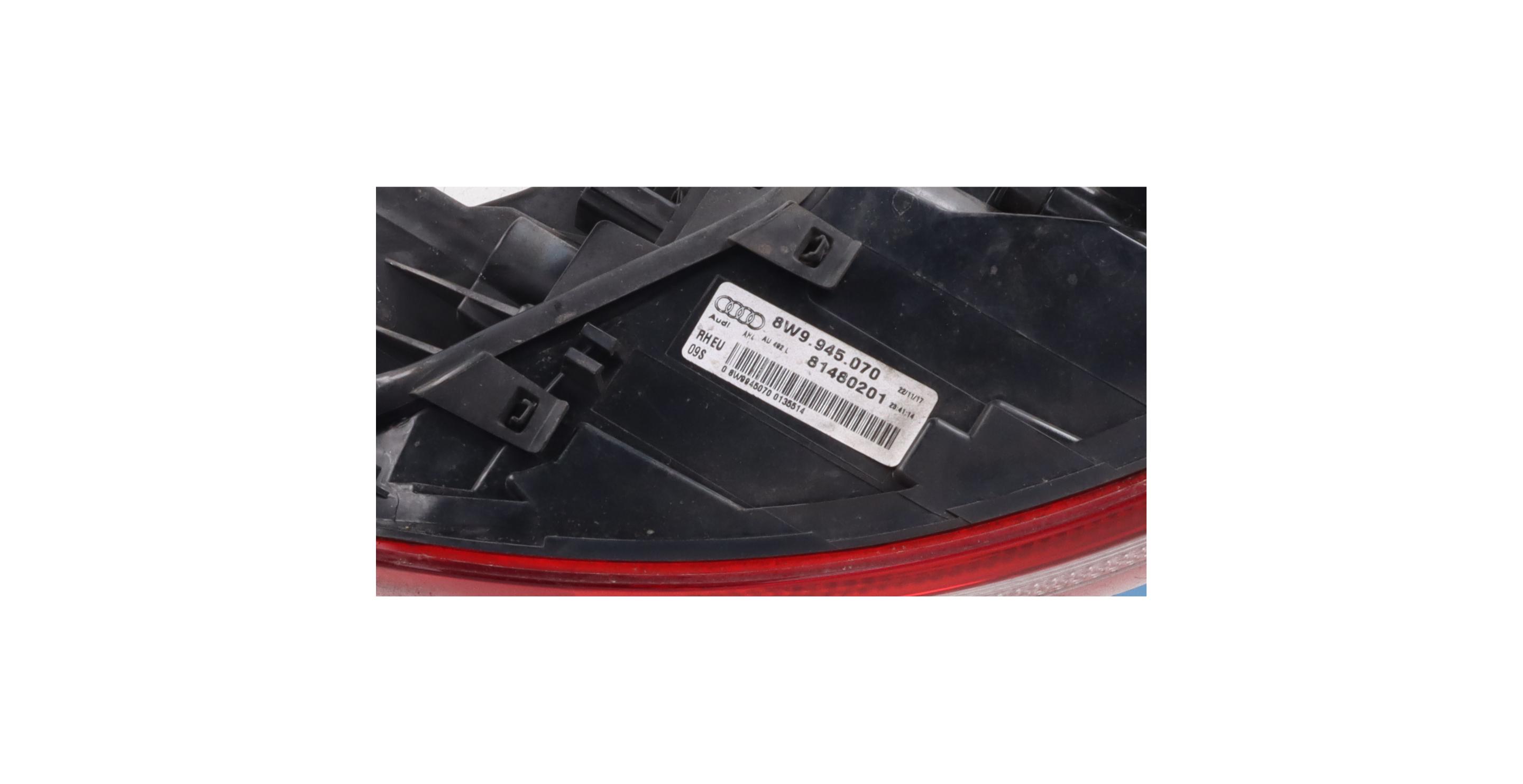 Tail-lamp right outside AUDI A4 Avant (8W, B9) 1.4 TFSI  110 kW  150 PS (02.2016-> )