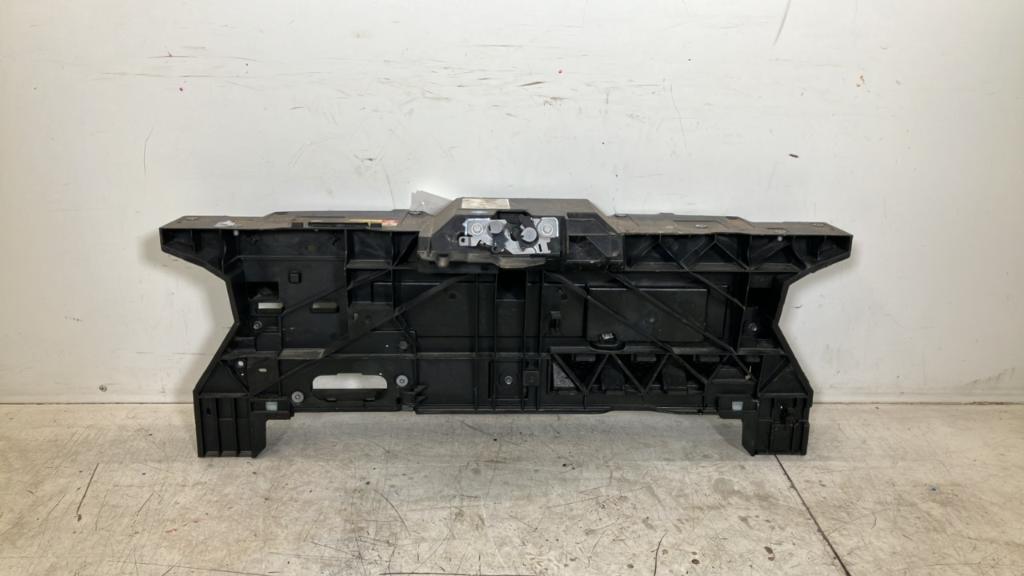 Equimpent rack PEUGEOT Expert III Kasten (V) E-Expert  100 kW  136 PS (09.2020-> )