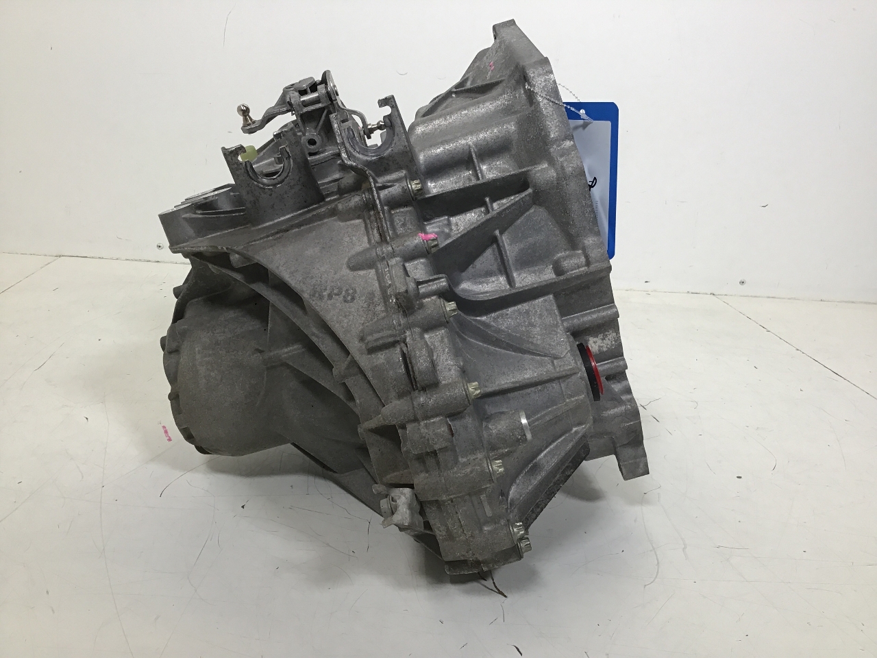 Versnellingsbak Manueel BMW 2er Gran Coupe (F44) 218i  103 kW  140 PS (11.2019-> ) Versnellingsbak Manueel BMW 2er Gran Coupe (F44) 218i  103 kW  140 PS (11.2019-> )