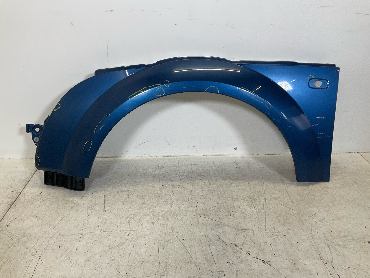Kotflügel links vorne AUDI TT (8N) 1.8 T quattro  132 kW  180 PS (10.1998-06.2006)