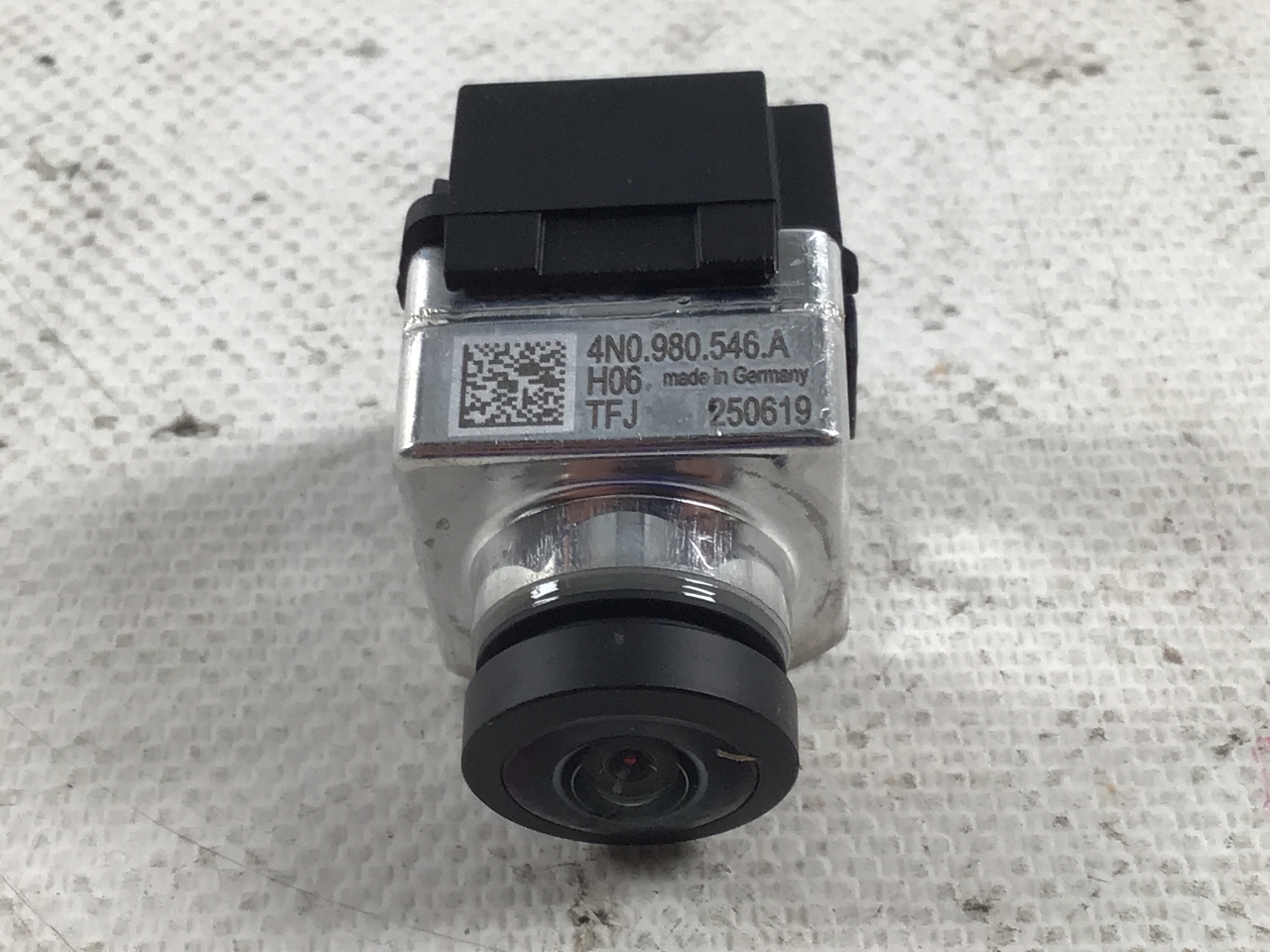 Rear view camera AUDI e-tron (GEN) Electric quattro  300 kW  408 PS (09.2018-> ) Rear view camera AUDI e-tron (GEN) Electric quattro  300 kW  408 PS (09.2018-> )