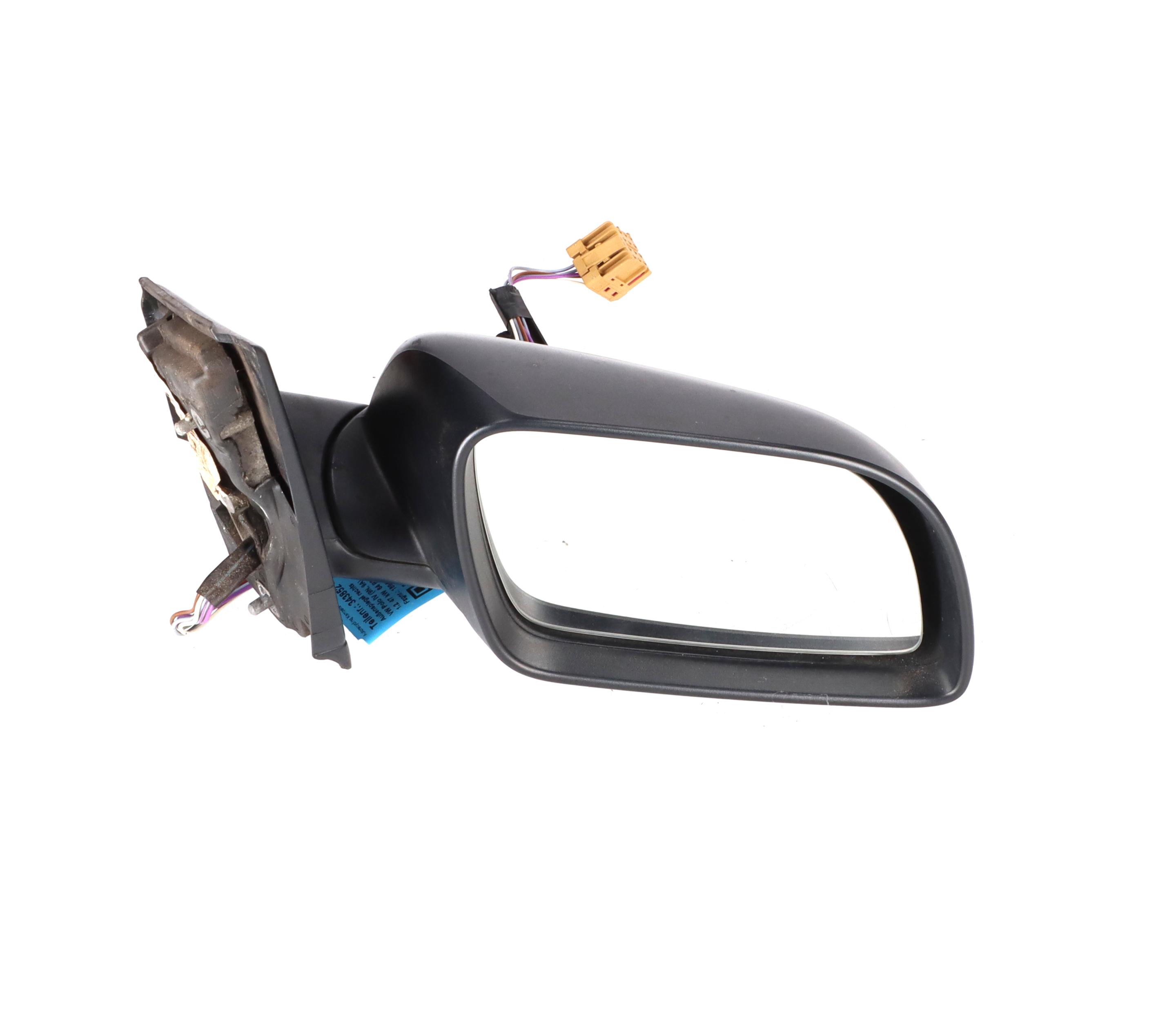 Oglinzi exterioare dreapta VW Polo IV (9N, 9A) 1.4 FSI  63 kW  86 PS (02.2002-07.2006)