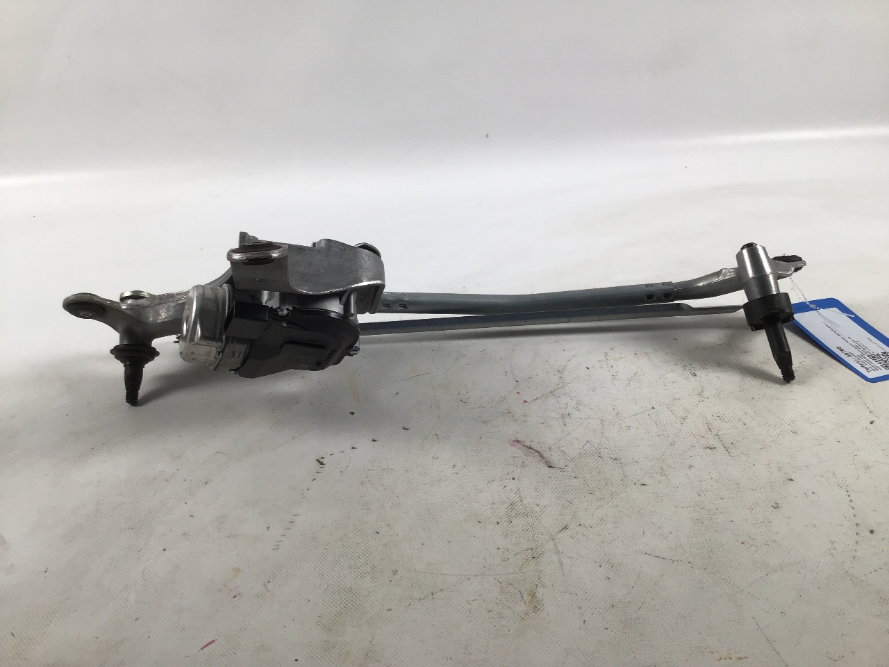 Wiper motor front AUDI e-tron Sportback (GEA) S quattro  226 kW  307 PS (09.2020-> )