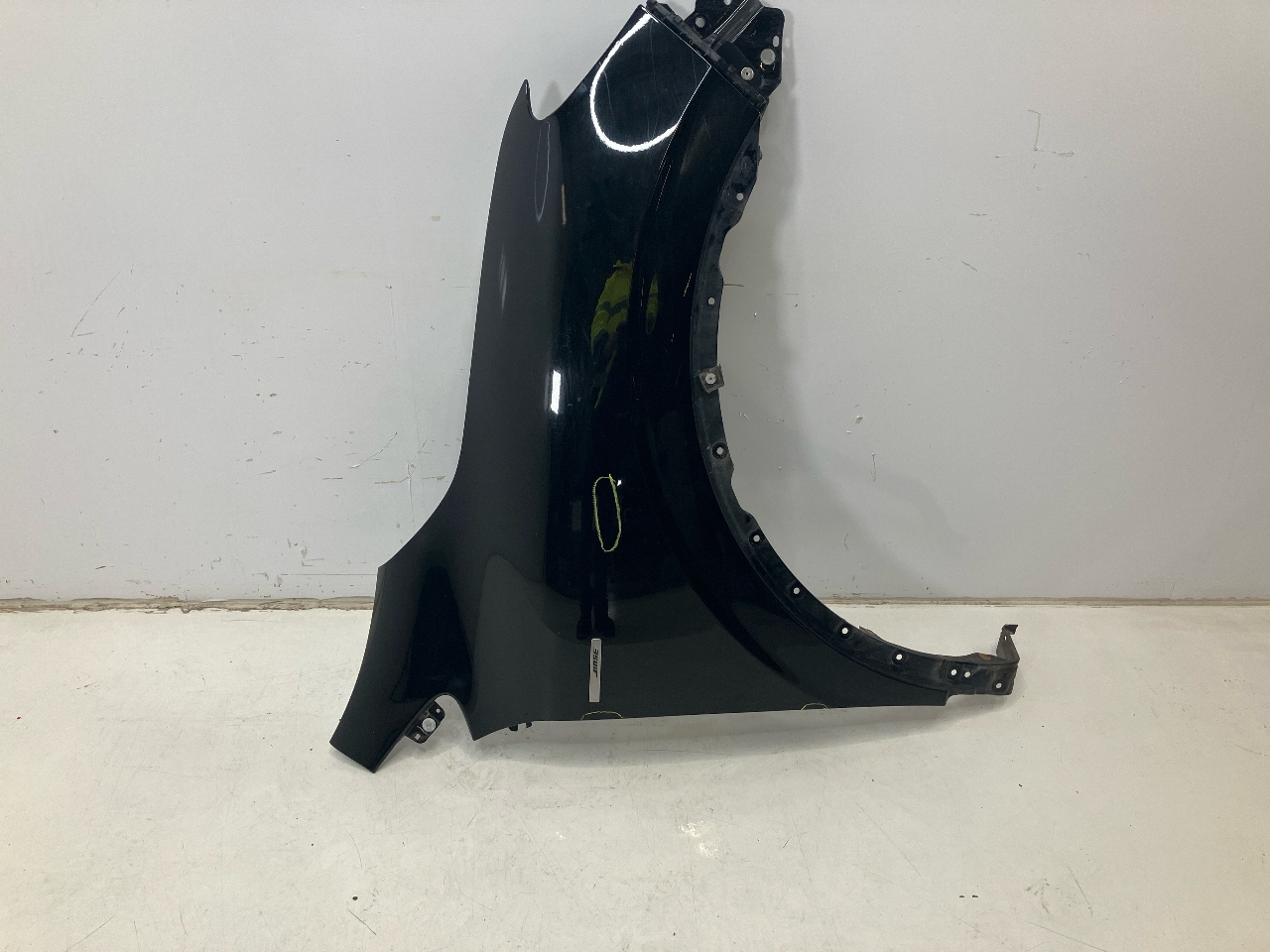 Błotnik prawy przód RENAULT Kadjar (HA, HL) 1.6 dCi 130 4x4  96 kW  131 PS (06.2015-> )