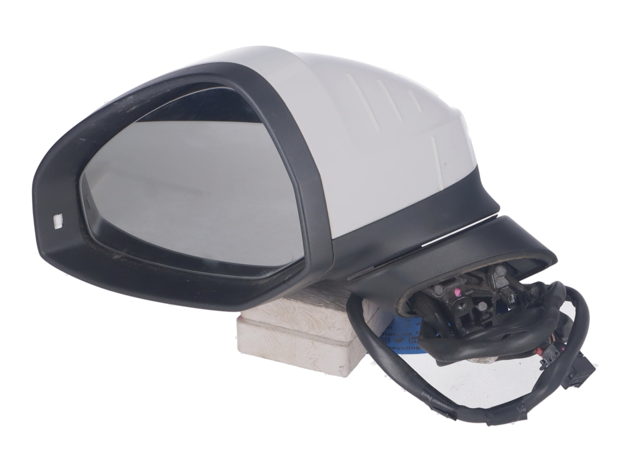 Außenspiegel links AUDI A4 (8W, B9) 35 TFSI Mild Hybrid  110 kW  150 PS (12.2018-> ) Außenspiegel links AUDI A4 (8W, B9) 35 TFSI Mild Hybrid  110 kW  150 PS (12.2018-> )