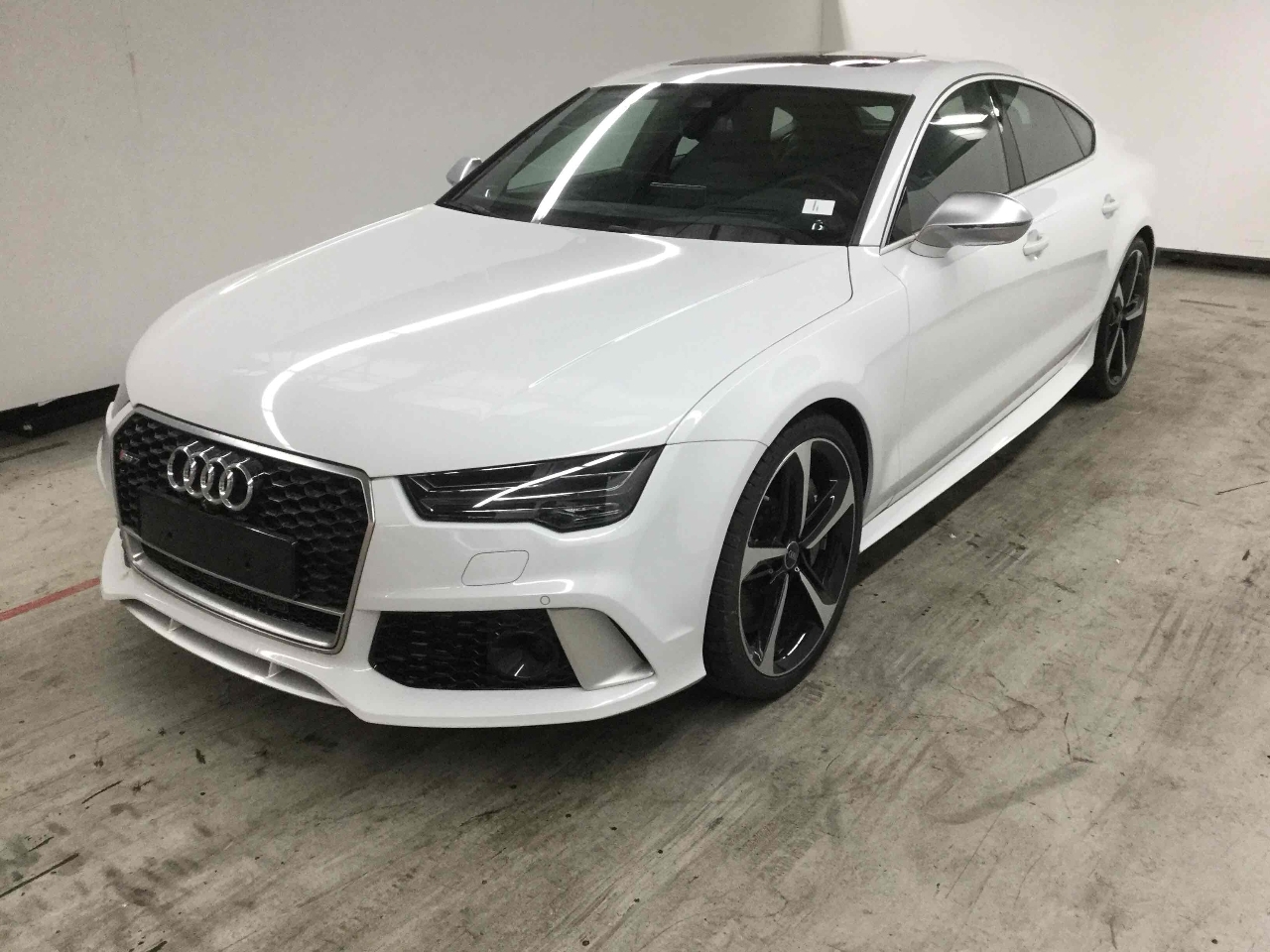AUDI