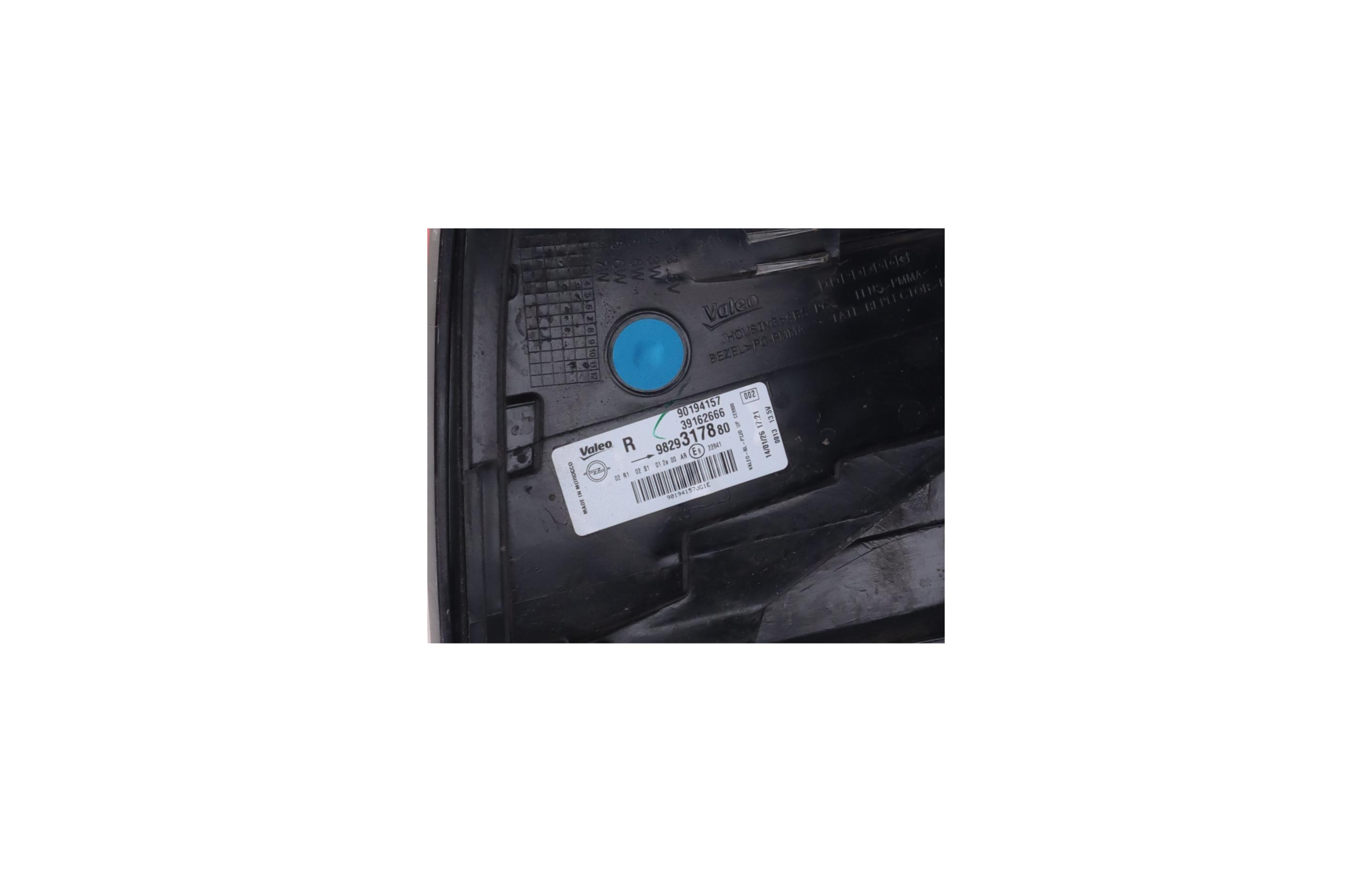 Tail-lamp right outside OPEL Corsa F (P2JO) 1.2  74 kW  101 PS (07.2019-> )