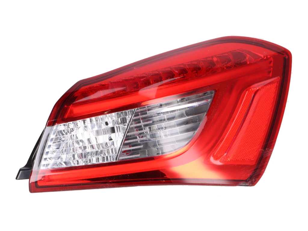 Tail-lamp right outside MASERATI Ghibli III (M157) 3.0 D  184 kW  250 PS (08.2013-> )
