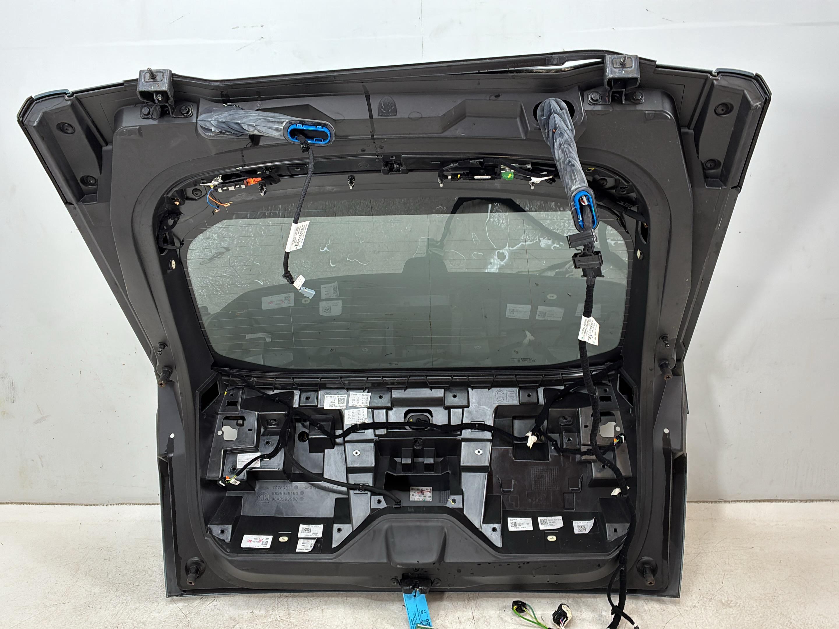 Hayon / capacul portbagajului PEUGEOT 3008 III (KA, KB, KC) E-210  157 kW  213 PS (11.2023-> )