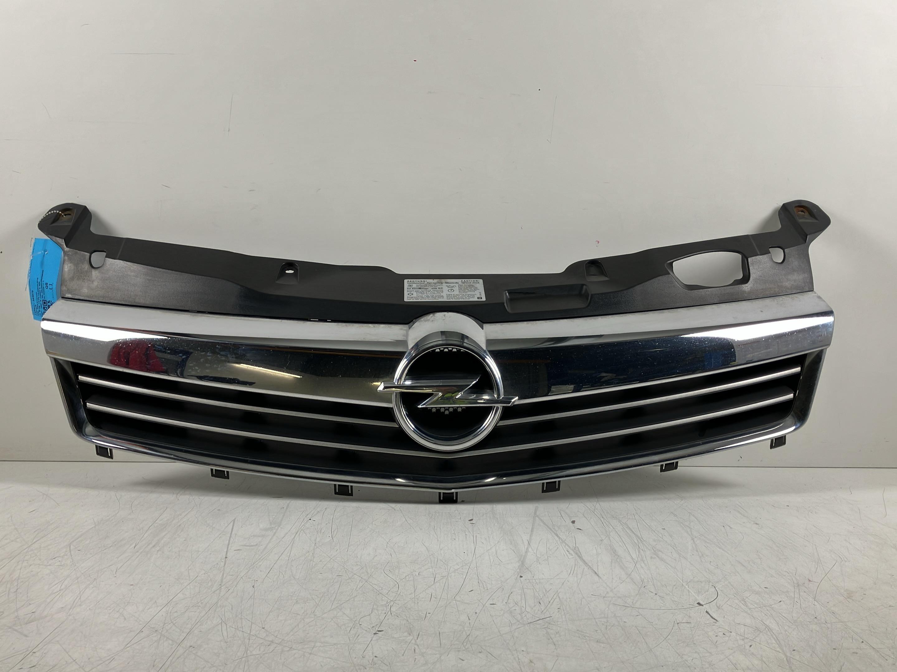 Grila radiatorului OPEL Astra H Caravan 1.6  85 kW  116 PS (12.2006-05.2014)