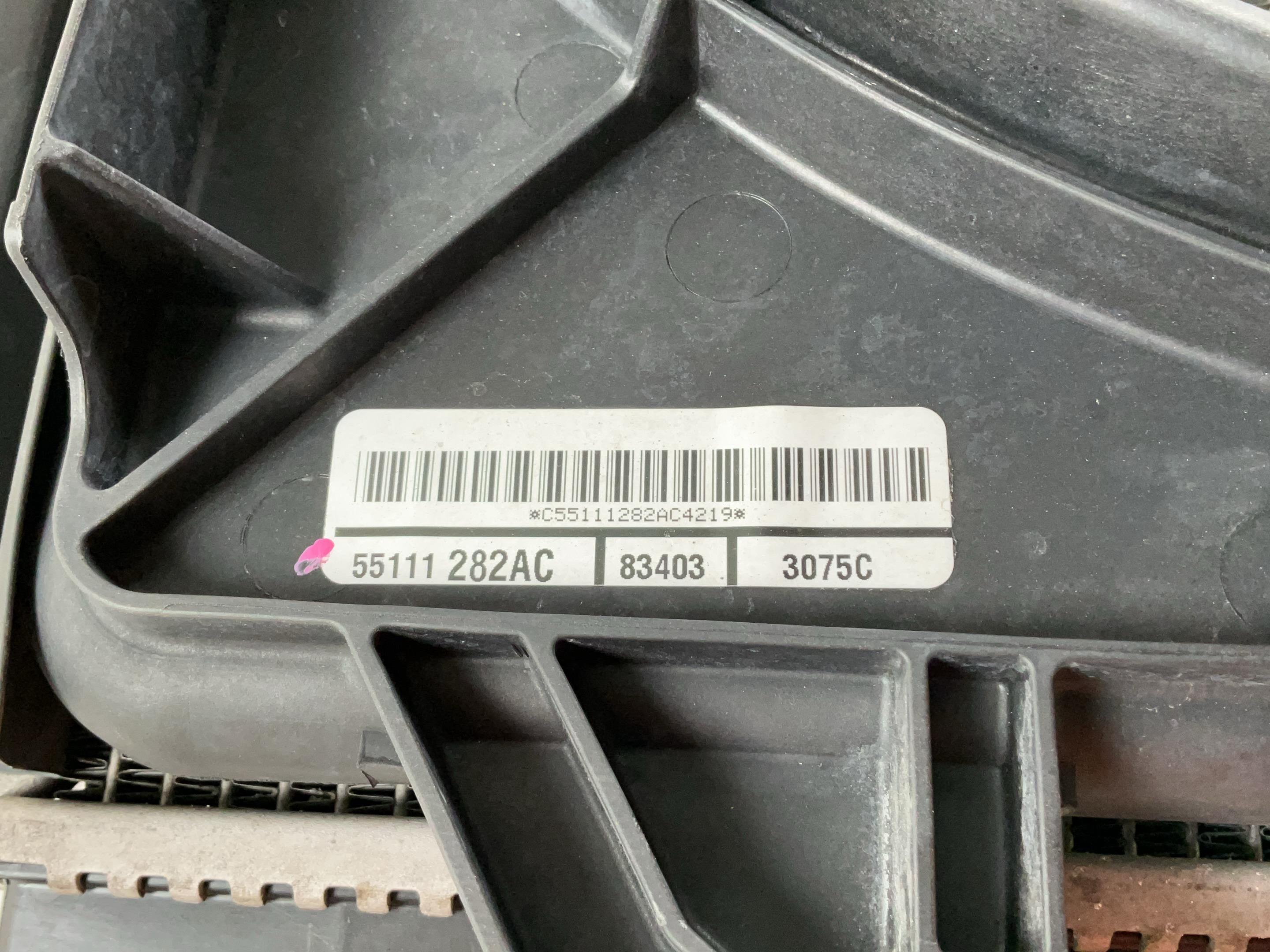 Pakiet chłodnicy bez tylnego zderzaka DODGE Charger 3.6  215 kW  292 PS (06.2012-> )