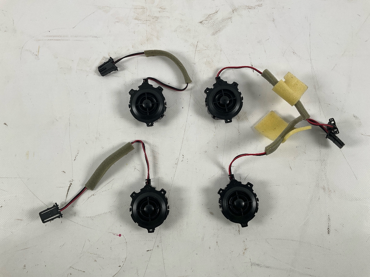 Loudspeaker system SKODA Octavia IV Combi (NX5) 2.0 TDI  110 kW  150 PS (11.2019-> )