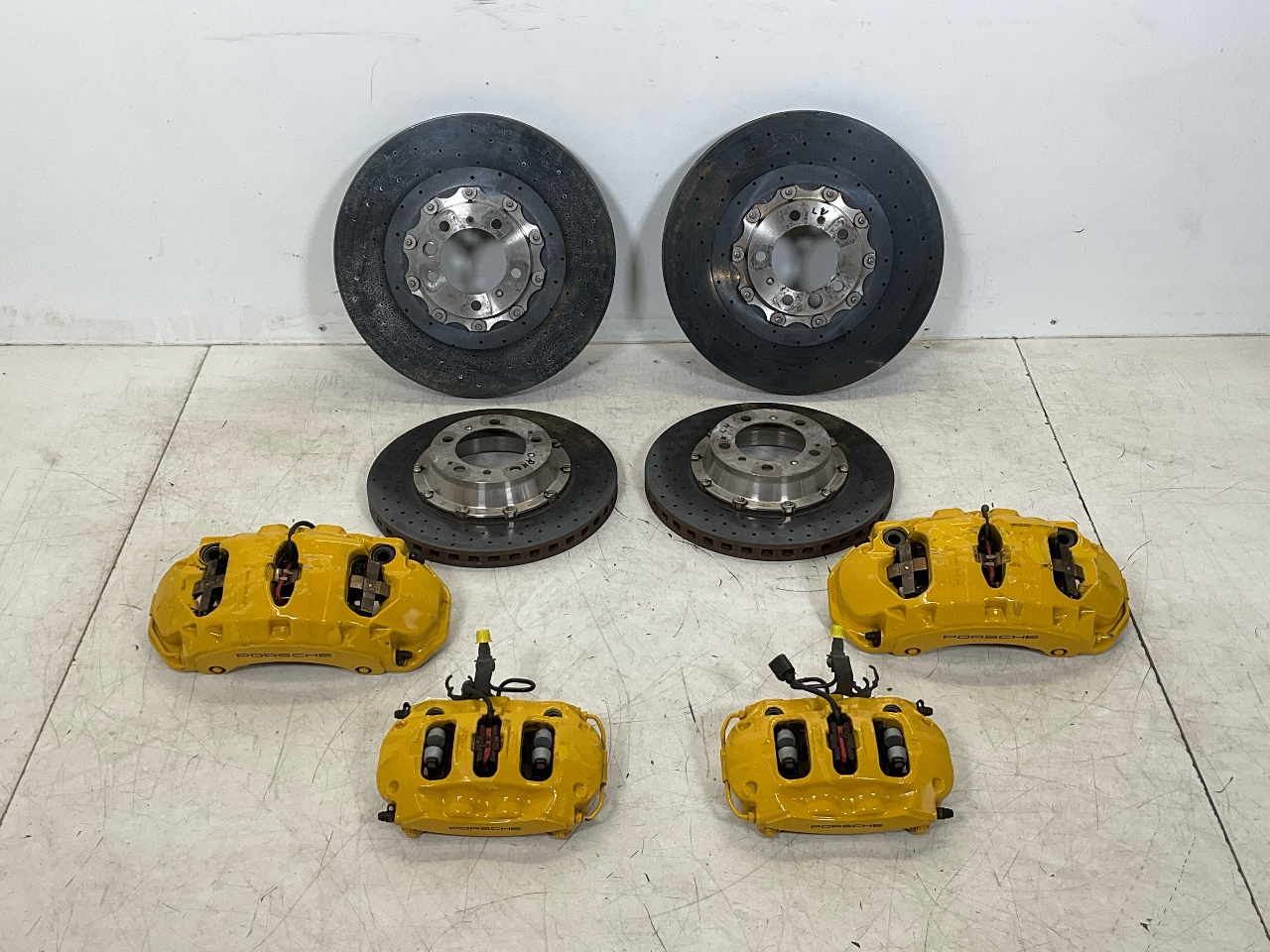 Remklauw set PORSCHE Panamera 1 (970) 4.8 Turbo S  419 kW  570 PS (07.2013-10.2016) Remklauw set PORSCHE Panamera 1 (970) 4.8 Turbo S  419 kW  570 PS (07.2013-10.2016)