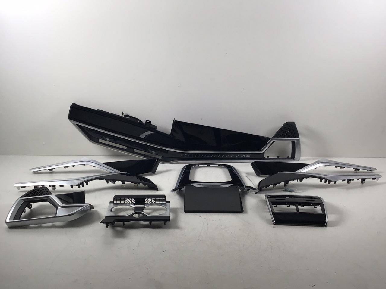 Decor set BMW X5 (G05, F95) xDrive40d Mild-Hybrid  259 kW  352 PS (06.2023-> )