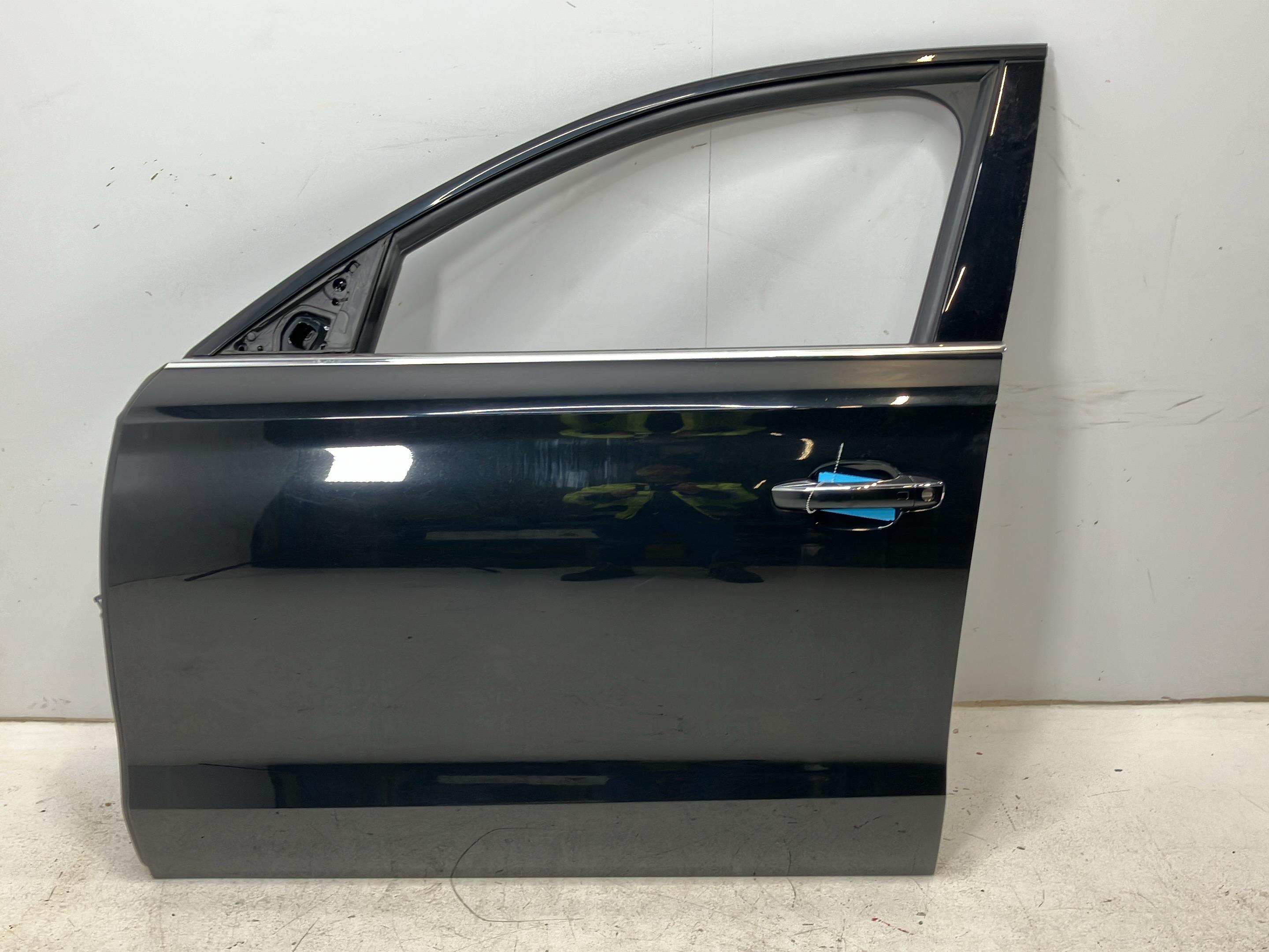 Door left front AUDI A8 (4H) 3.0 TDI quattro  190 kW  258 PS (10.2013-01.2018)