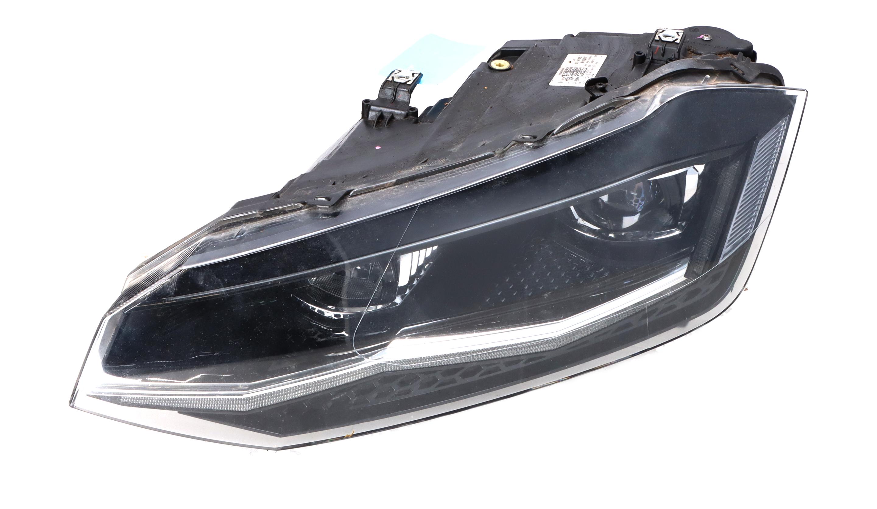 Headlight left VW Polo VI (AW) 1.0 TSI  70 kW  95 PS (06.2017-> )