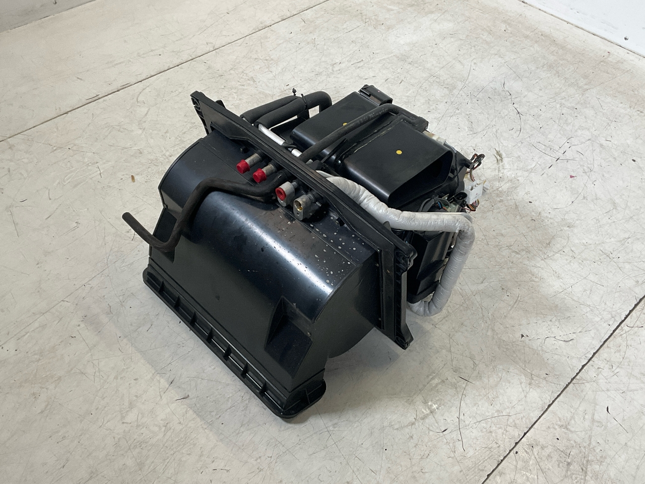 Chauffage FERRARI 360 Spider (F131) 3.6 Modena  294 kW  400 PS (02.2000-08.2005) Chauffage FERRARI 360 Spider (F131) 3.6 Modena  294 kW  400 PS (02.2000-08.2005)