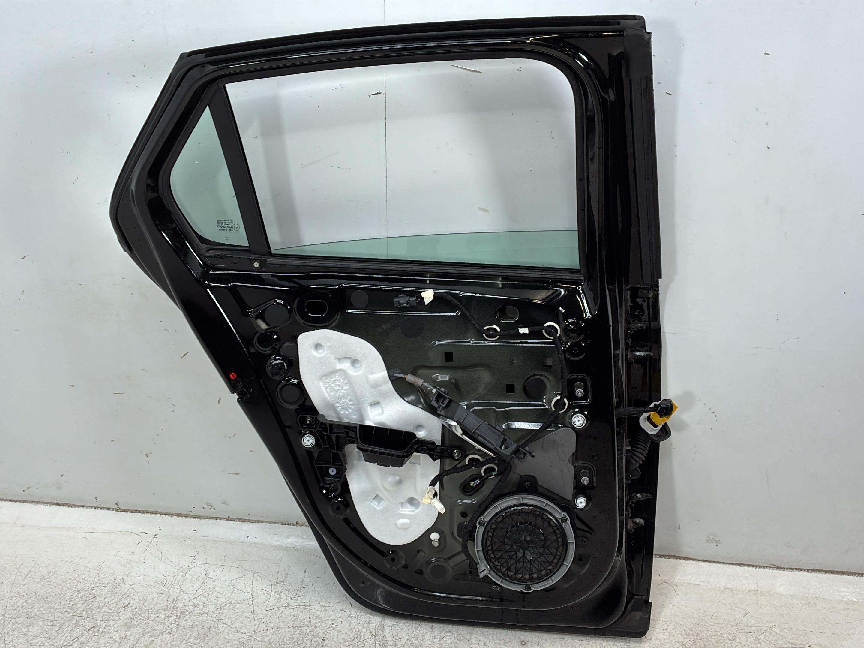 Portier linksachter OPEL Corsa F (P2JO) 1.2  74 kW  101 PS (07.2019-> )