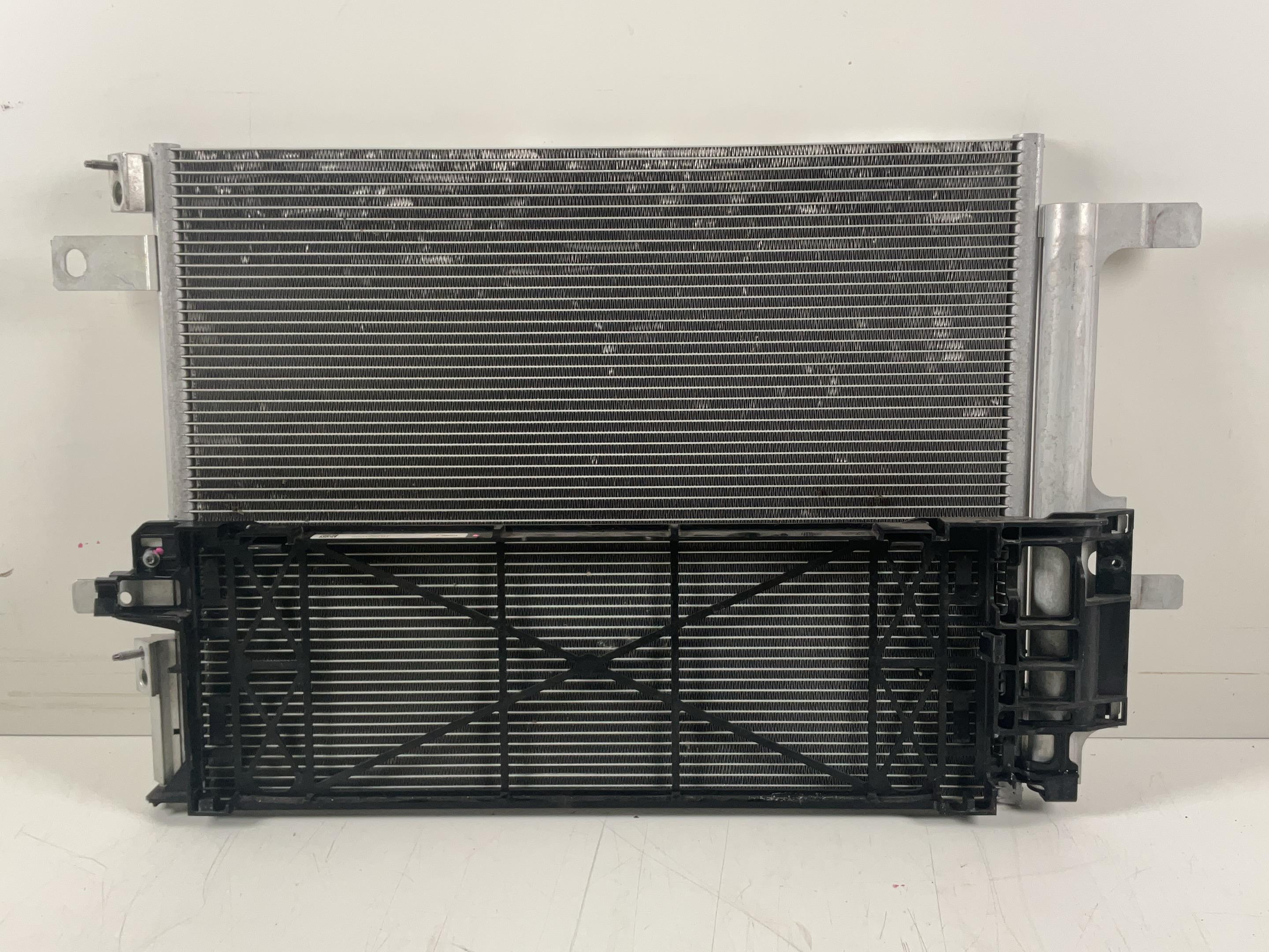 Air conditioner PEUGEOT Expert III Kasten (V) E-Expert Hydrogen  100 kW  136 PS (10.2024-> )