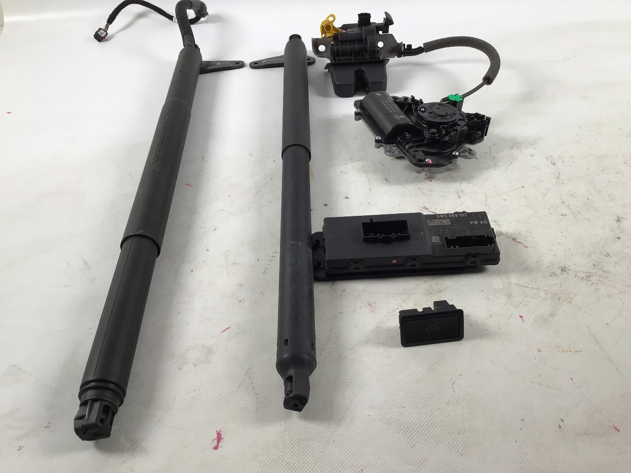 Set pentru hayon electric SEAT Tarraco (KN2) 2.0 TSI 4Drive  140 kW  190 PS (11.2018-> )