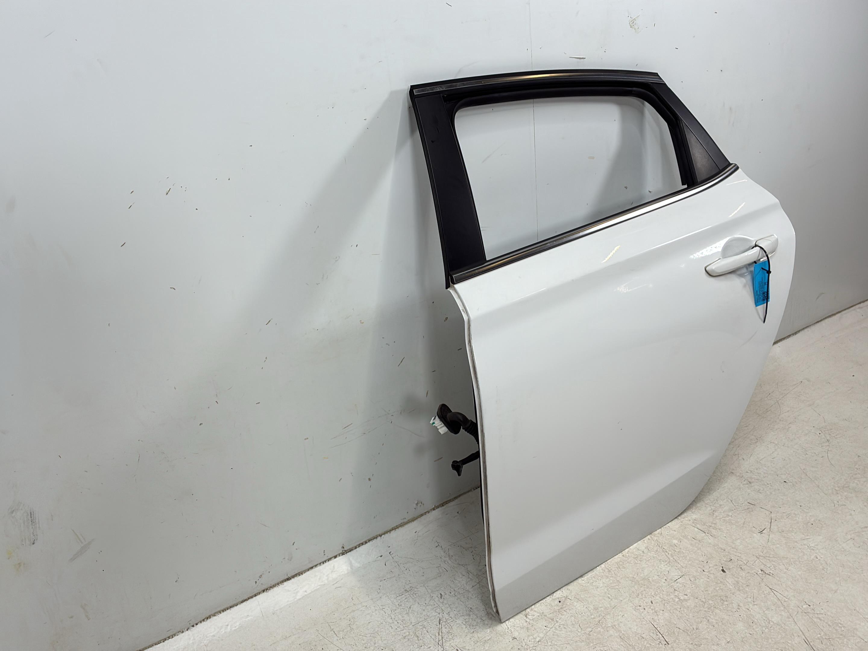 ușă stânga spate HYUNDAI i30 III Fastback (PDE, PDEN) 1.4 T-GDI  103 kW  140 PS (06.2017-> )