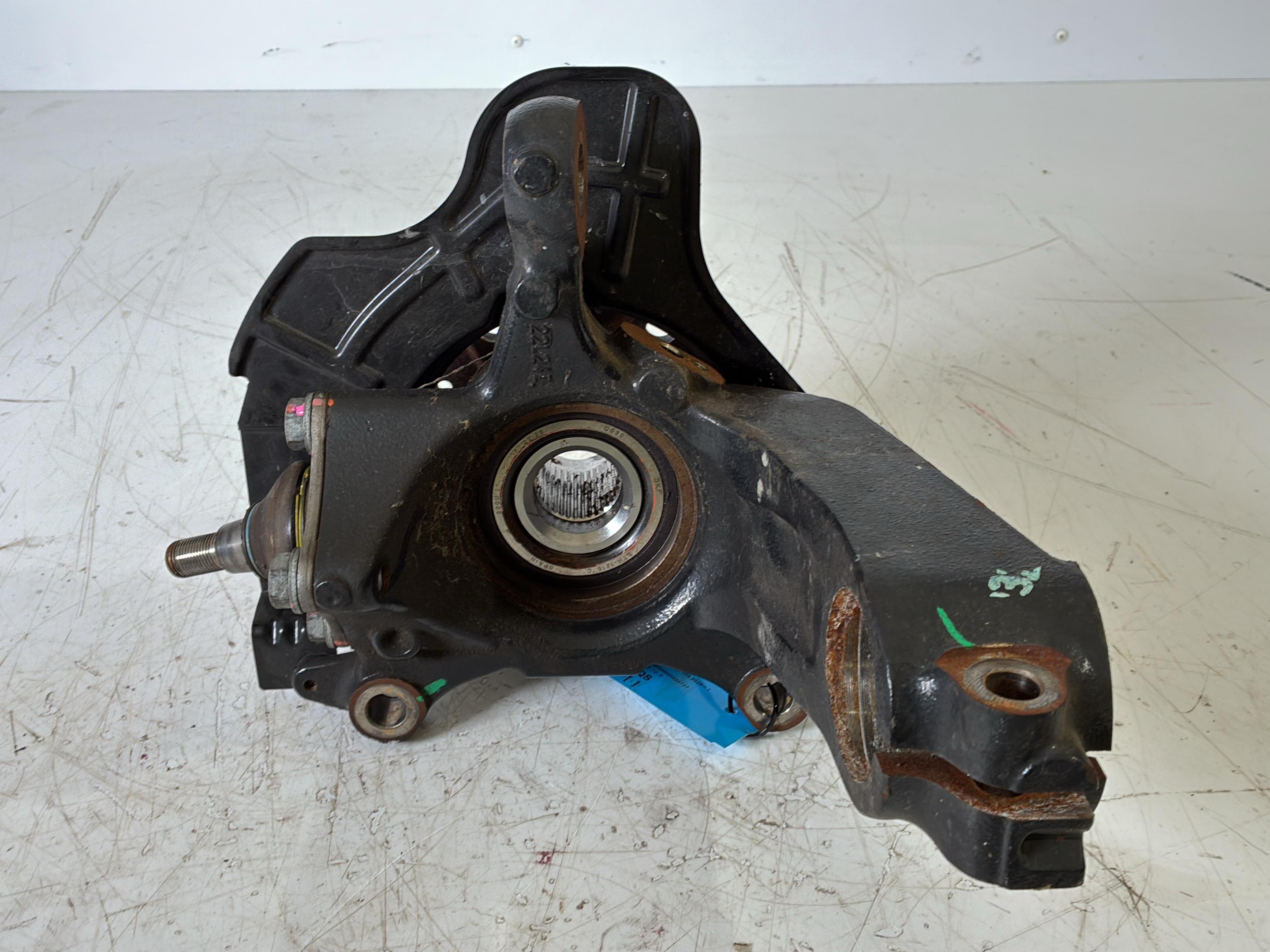 Achsschenkel links vorne FIAT Ducato Kasten (250) E-Ducato Hydrogen  205 kW  279 PS (04.2025-> )
