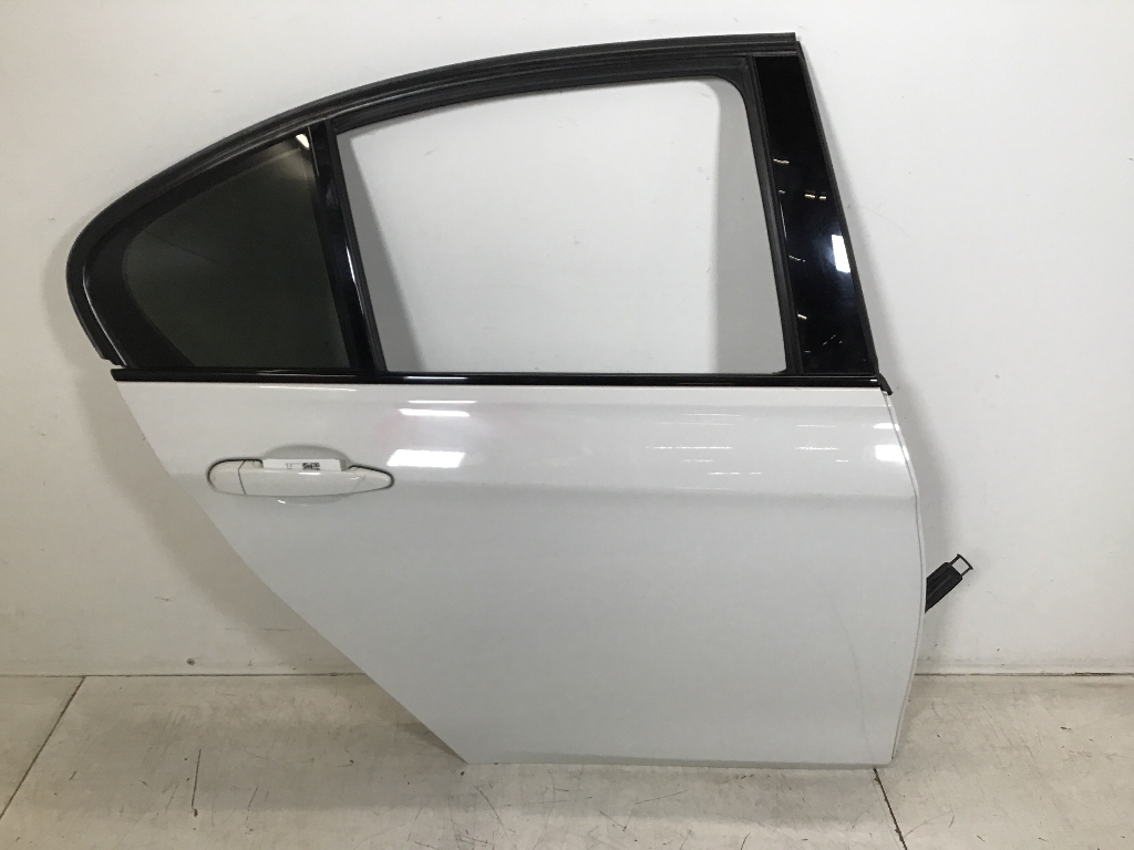 Porte arrière droit BMW 3er (F30, F80) 320d  135 kW  184 PS (03.2011-03.2016)