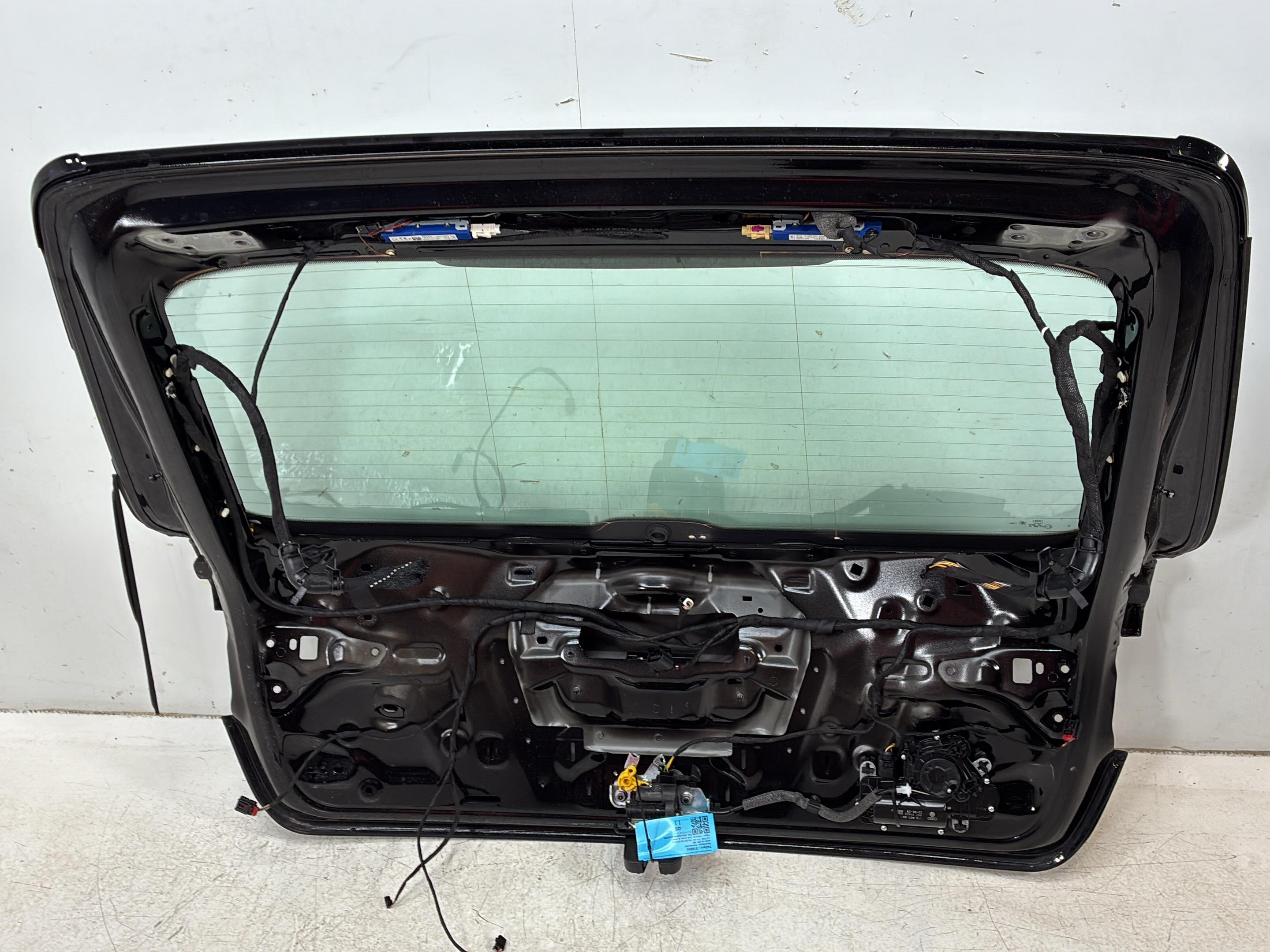 Klapa tylna / pokrywa bagażnika AUDI A4 (8W, B9) 1.4 TFSI  110 kW  150 PS (08.2015-> )