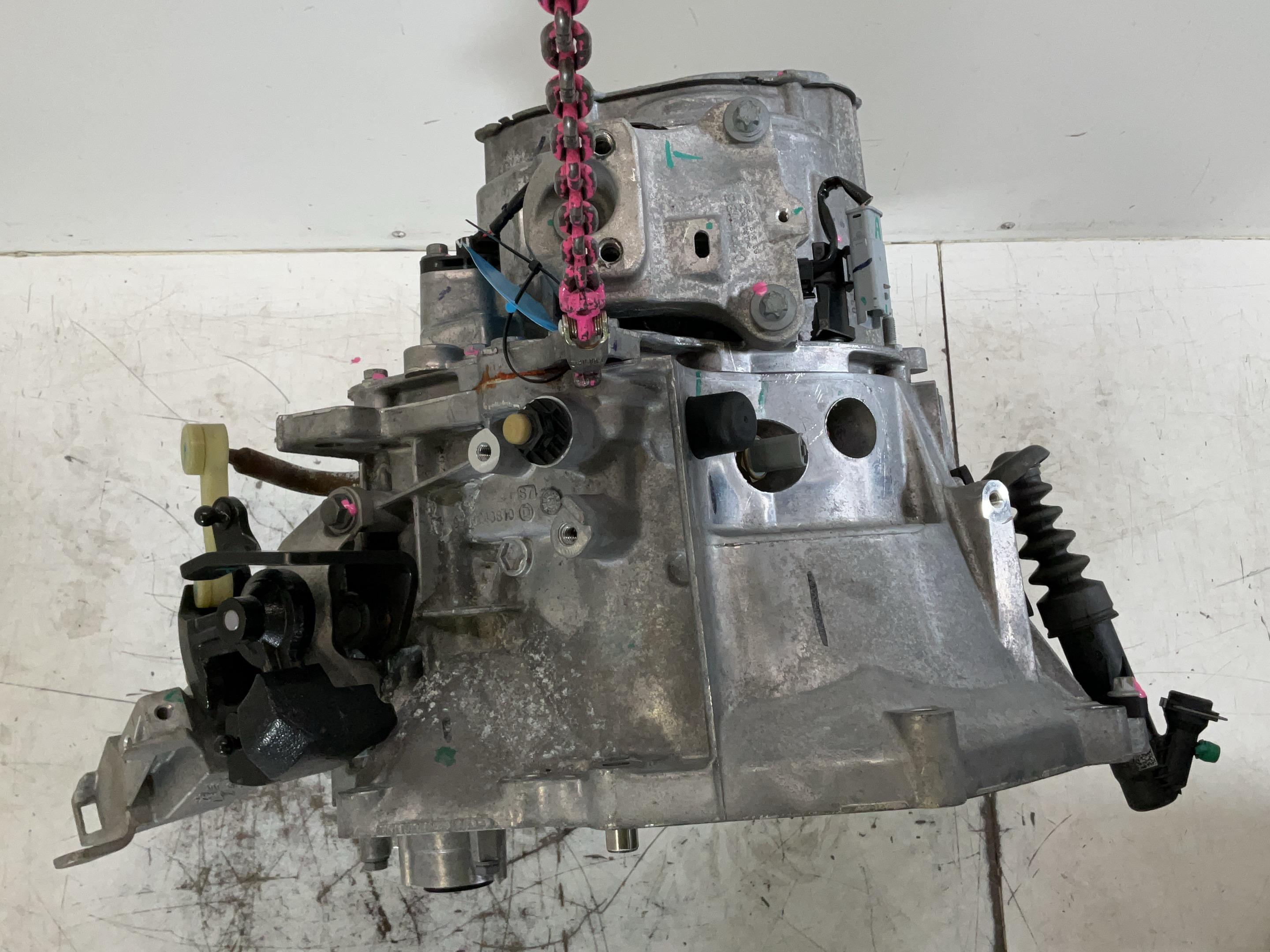 Versnellingsbak Manueel CITROEN C4 III (BA, BB, BC) 1.2 PureTech 130  96 kW  130 PS (10.2020-> )