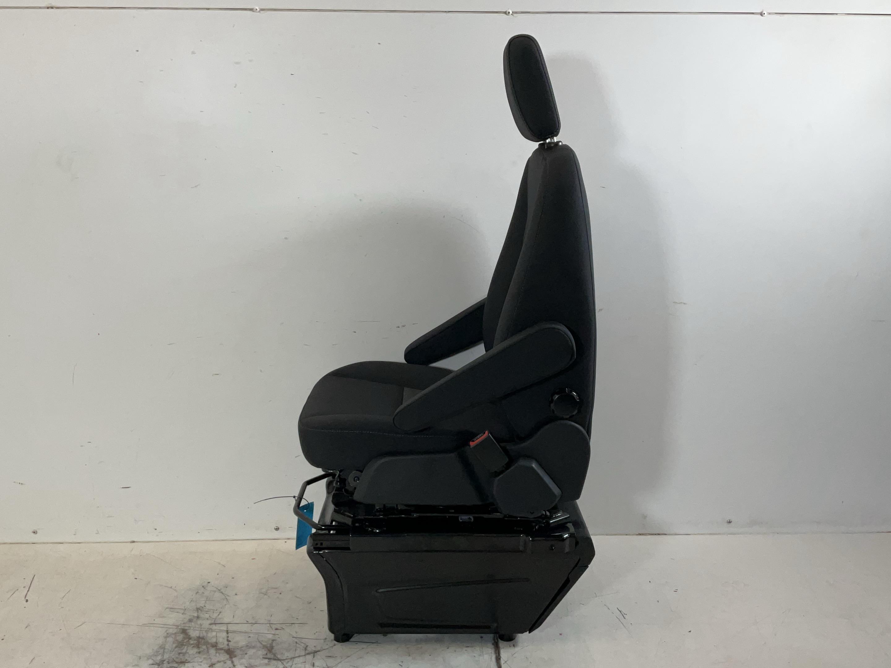 Stoel rechtsvoor FORD Transit V363 Pritsche/Fahrgestell (FED, FFD) 2.0 EcoBlue  121 kW  165 PS (07.2023-> )