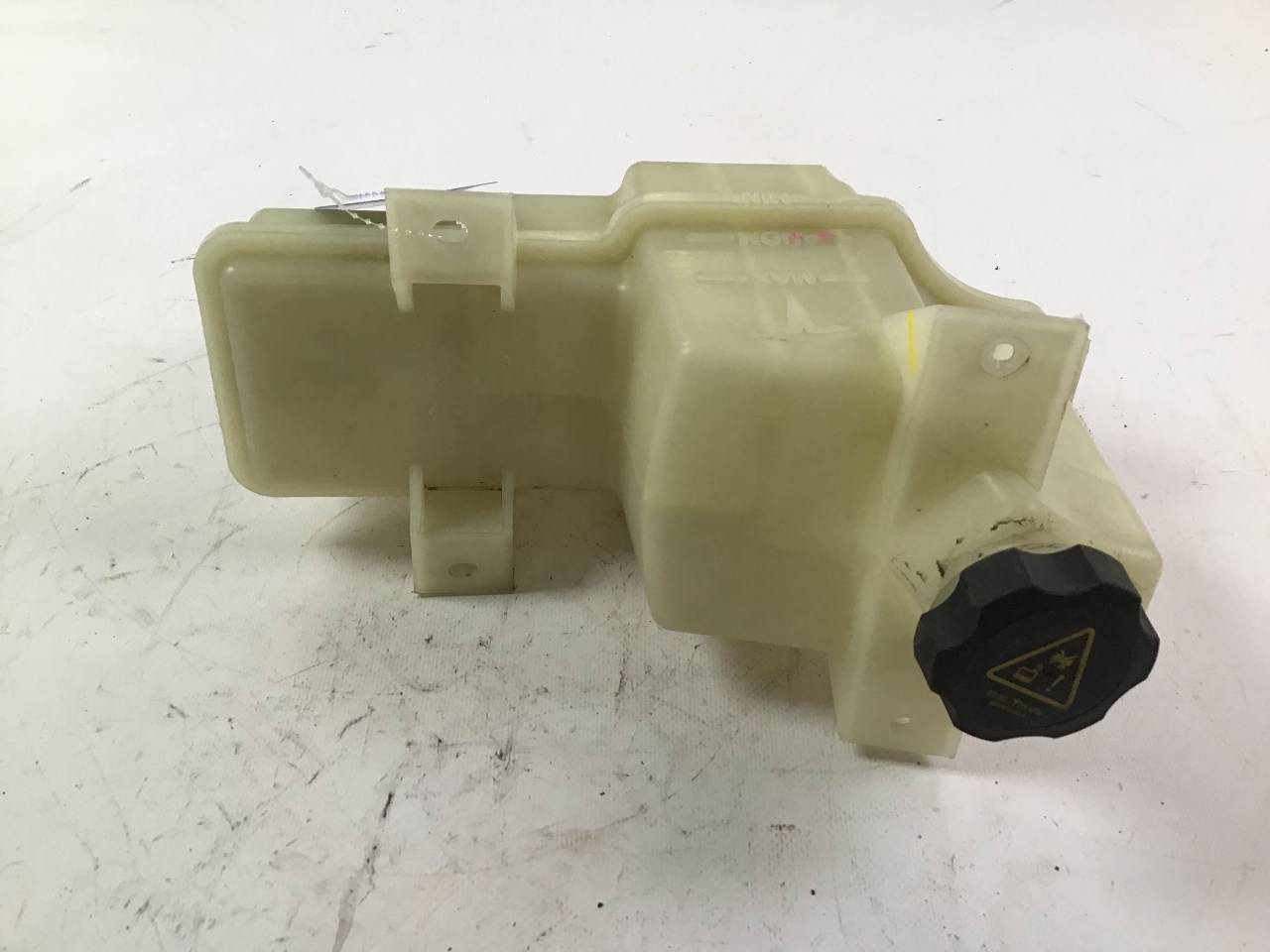 Ausgleichsbehälter TESLA Model S (5YJS) 85  285 kW  388 PS (09.2012-02.2016) Ausgleichsbehälter TESLA Model S (5YJS) 85  285 kW  388 PS (09.2012-02.2016)