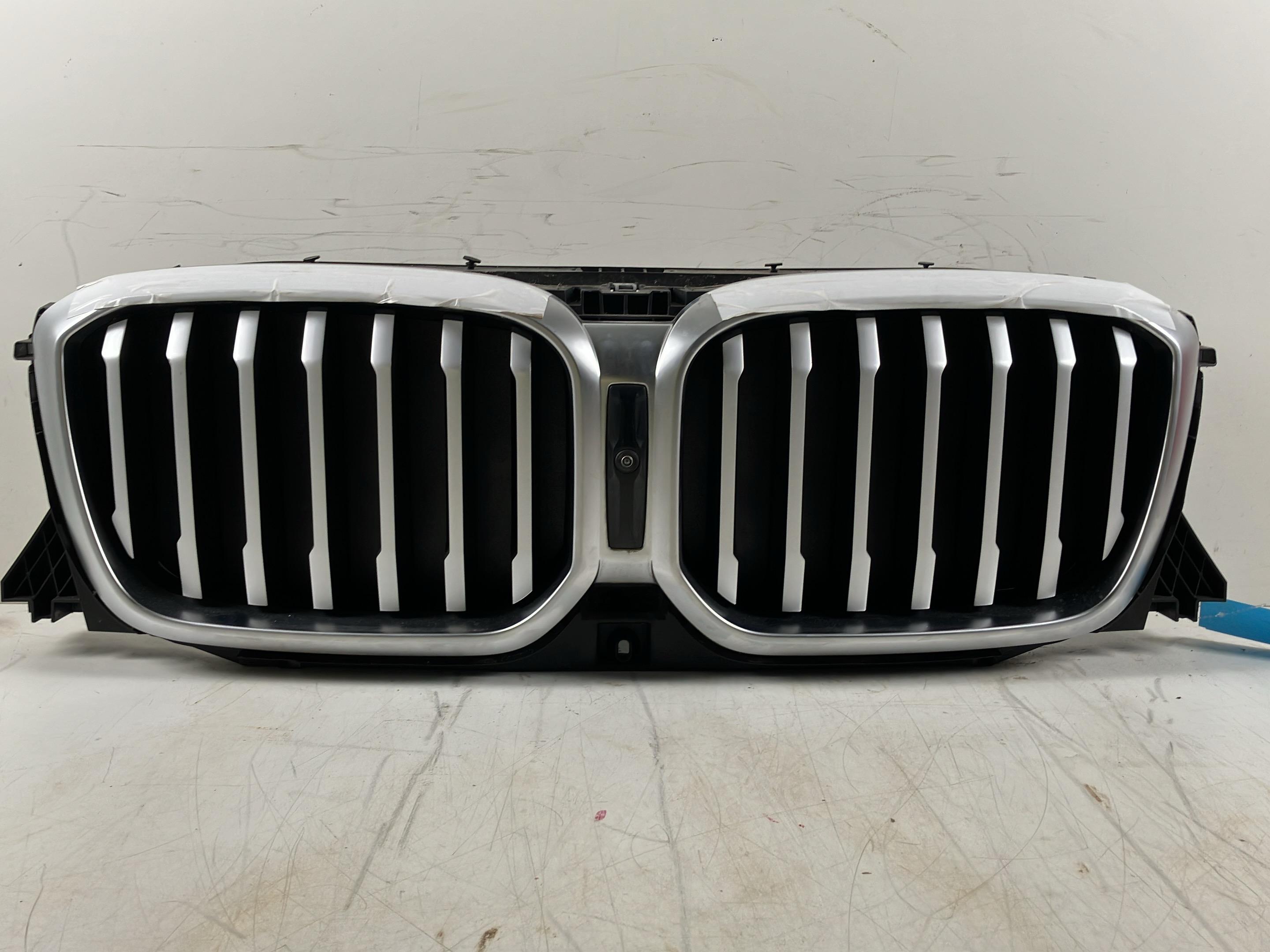 Grila radiatorului BMW X3 (G01, F97) xDrive 20i  135 kW  184 PS (12.2017-> )