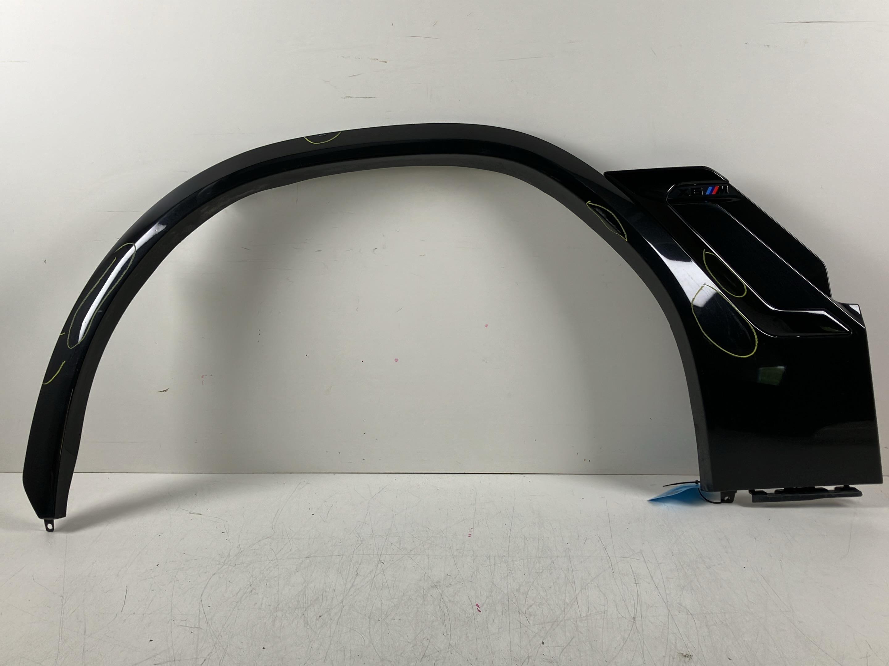 Blende Kotflügel links vorne BMW X6 (G06, F96) M  441 kW  600 PS (12.2019-> )
