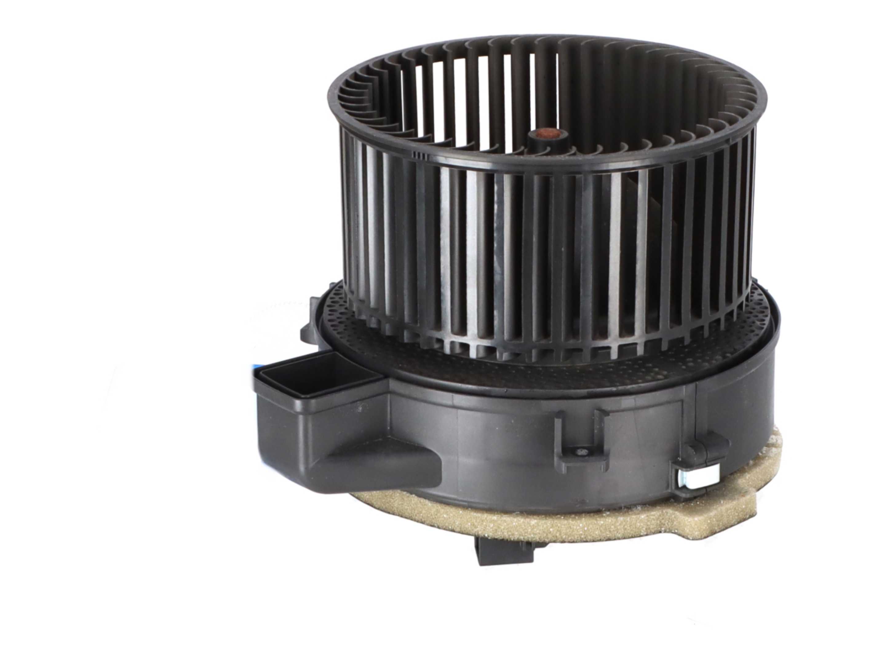 Wentylator nagrzewnicy BMW 5er (G30, F90) M5  441 kW  600 PS (09.2017-> )