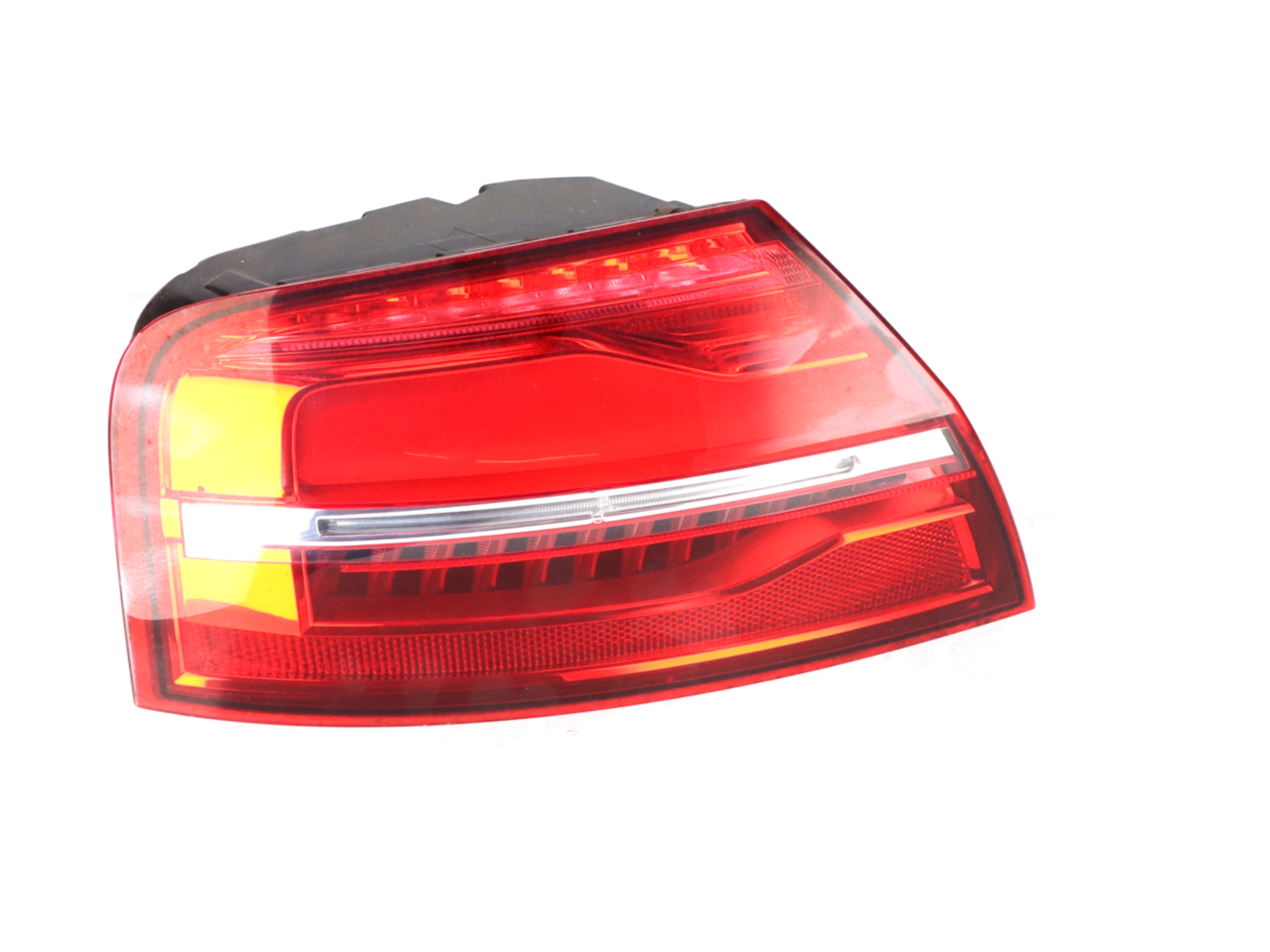 Tylne światło lewa zewnętrzna AUDI A8 (4H) 3.0 TDI quattro  190 kW  258 PS (10.2013-01.2018)