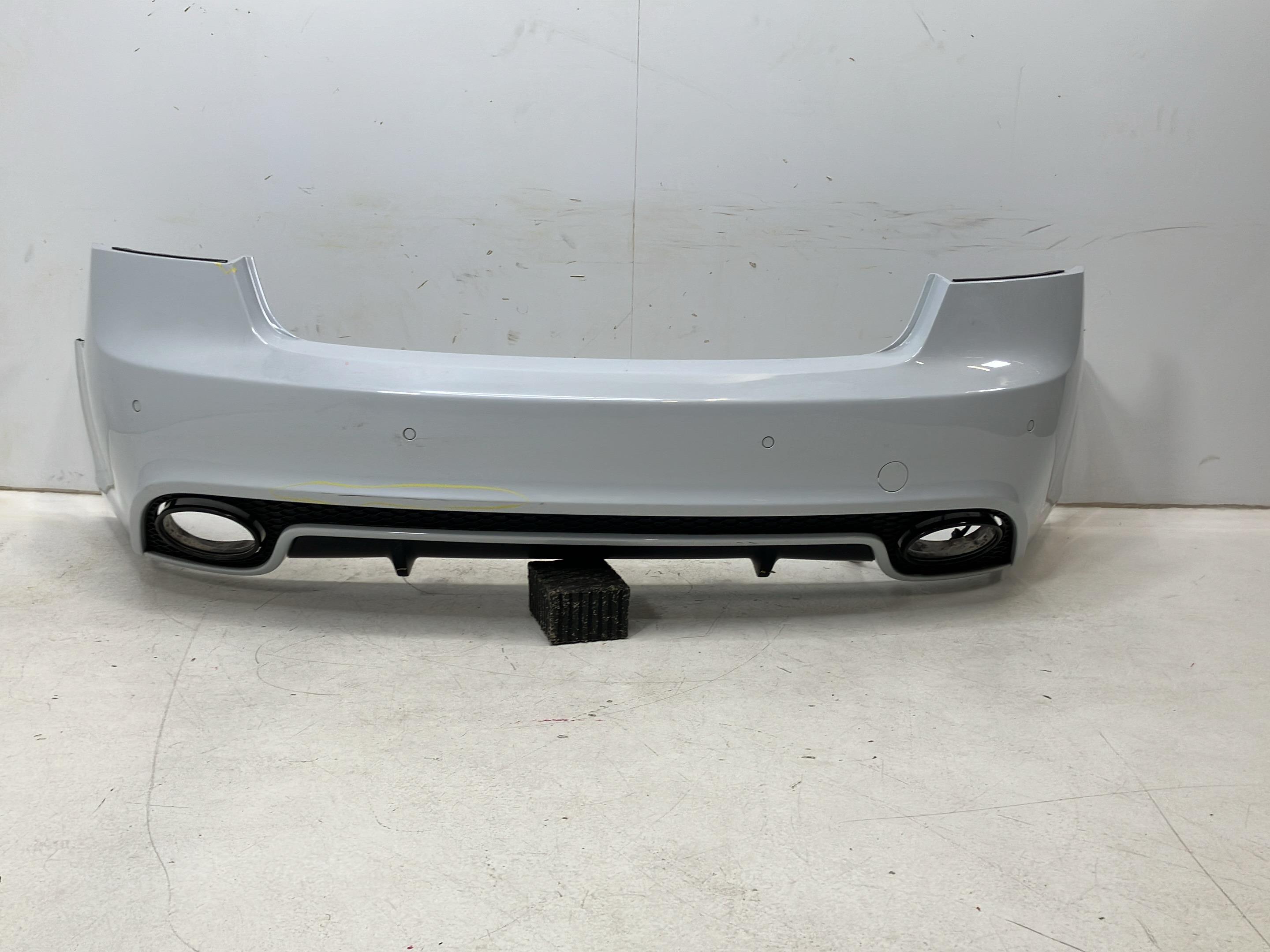 Stoßstange hinten AUDI A5 (8T) RS 5 quattro  331 kW  450 PS (03.2010-01.2017)