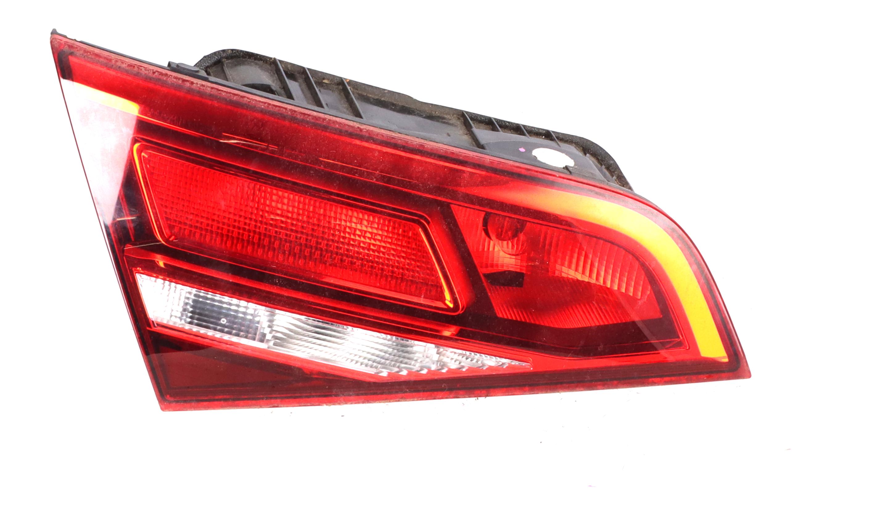 Achterlicht binnen links AUDI A3 Sportback (8V) 2.0 TDI  135 kW  184 PS (05.2013-> )