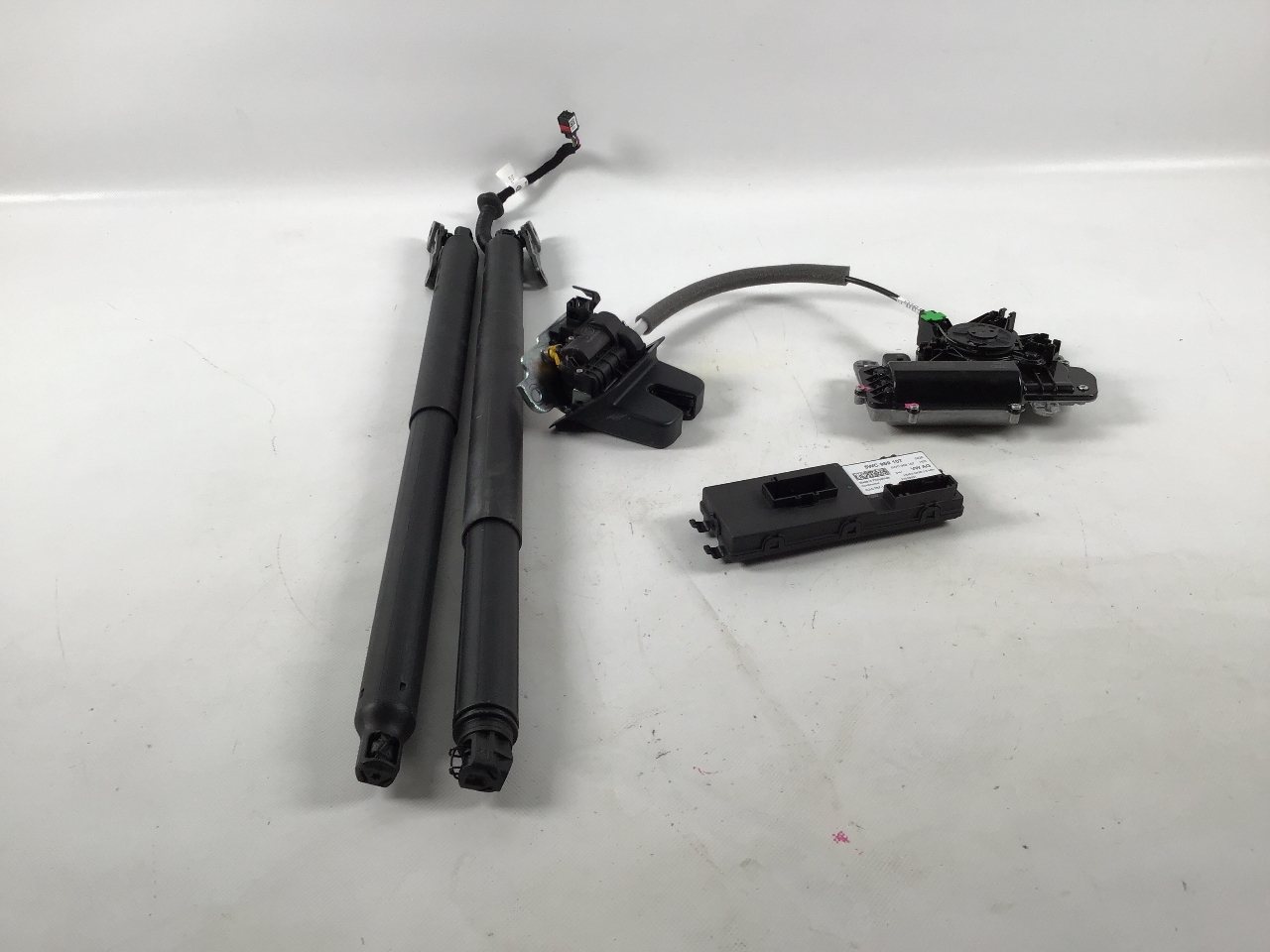 Set pentru hayon electric VW Golf VIII Variant (CG) 2.0 TDI  110 kW  150 PS (08.2020-> )