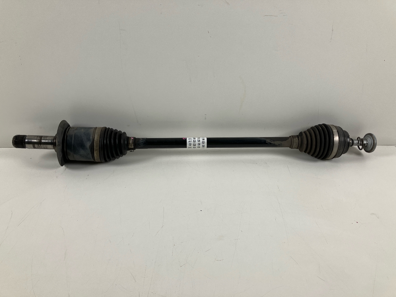 Aandrijfas linksachter BMW 2er Gran Tourer (F46) 220d xDrive  140 kW  190 PS (03.2015-02.2018)