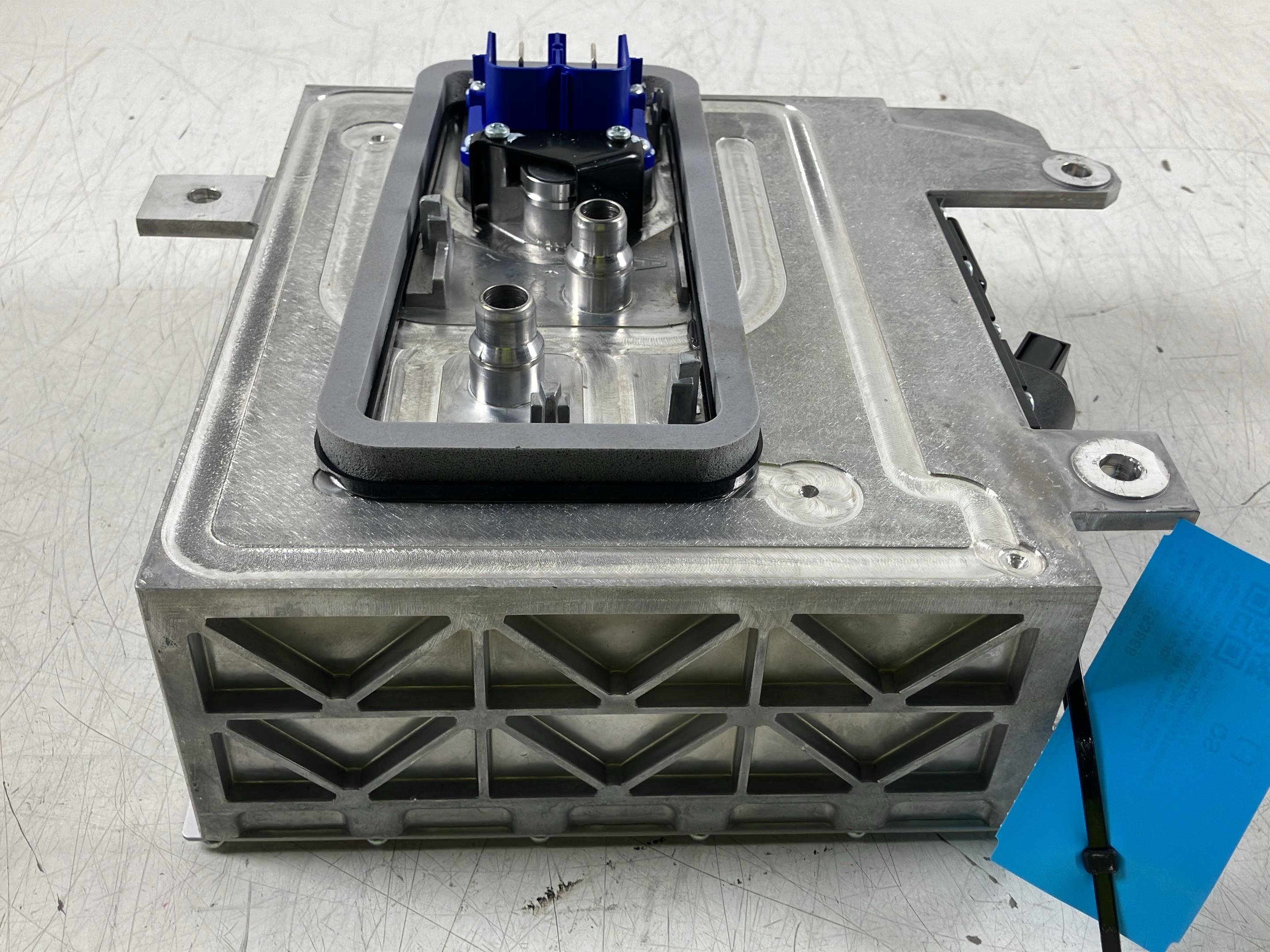 Batterie 48V OPEL Corsa F (P2JO) 1.2 MHEV  74 kW  101 PS (08.2023-> )